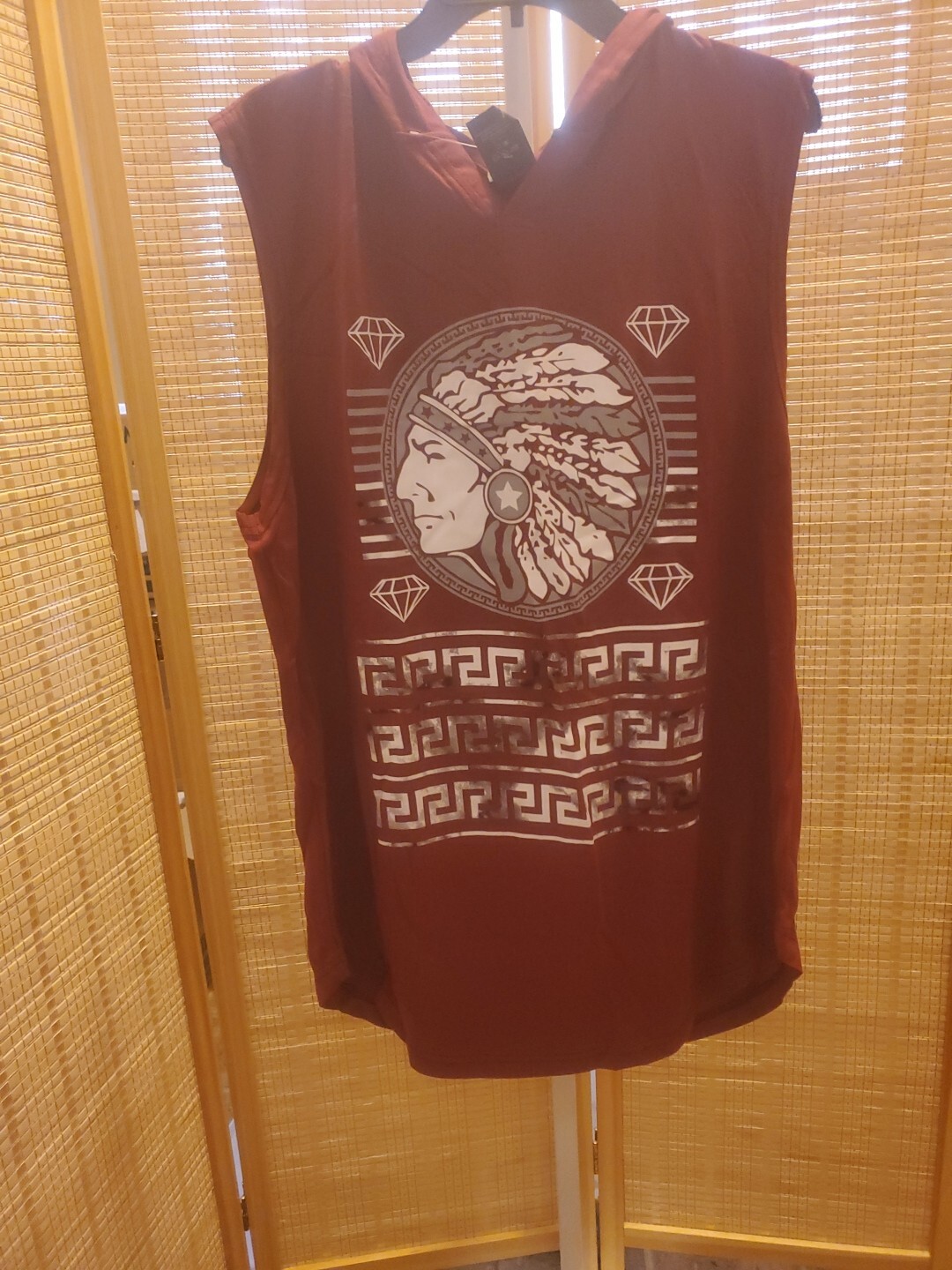 Launder Mens Shirt Size XL Red White Indian Diamonds Hooded Pull On Sleeveless