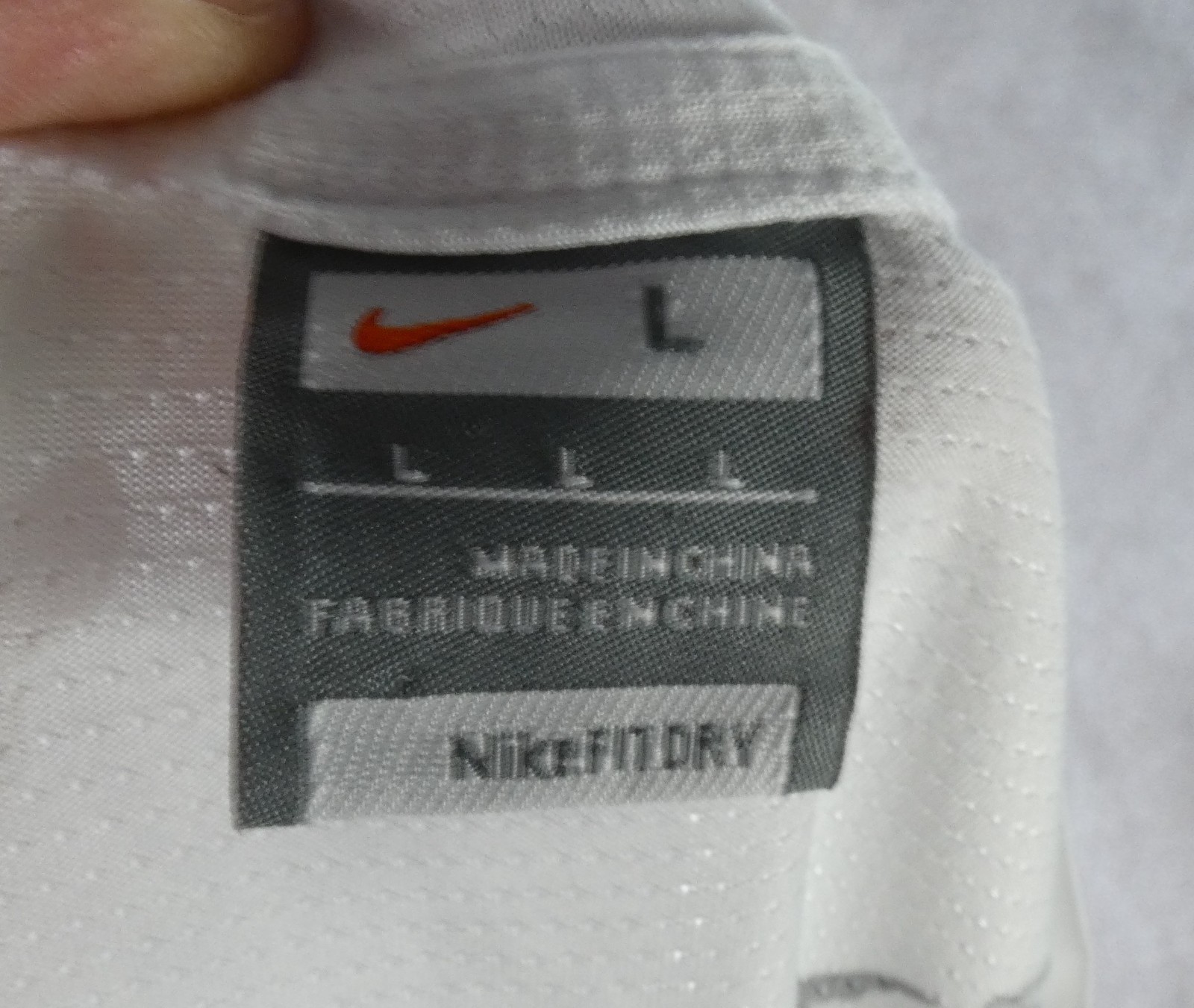 Nike T Shirt Mens L White Football FC Barcelona Soccer World Cup Stretch Jersey