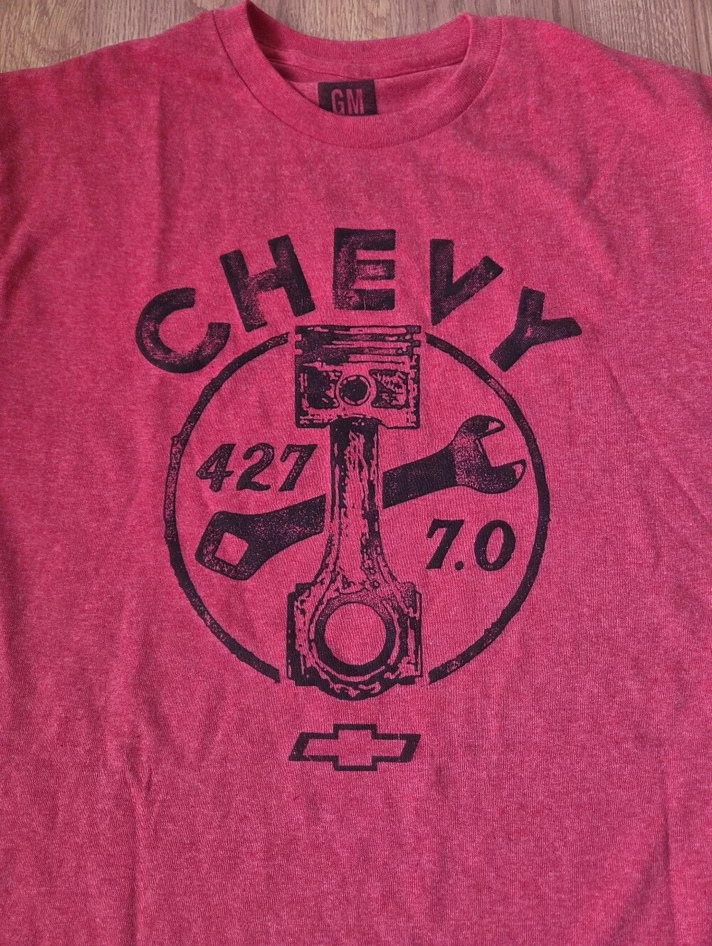 Chevy Men’s Tshirt M Engine Mechanic Tools 427 7.0 Graphic Shirt Retro Chevrolet