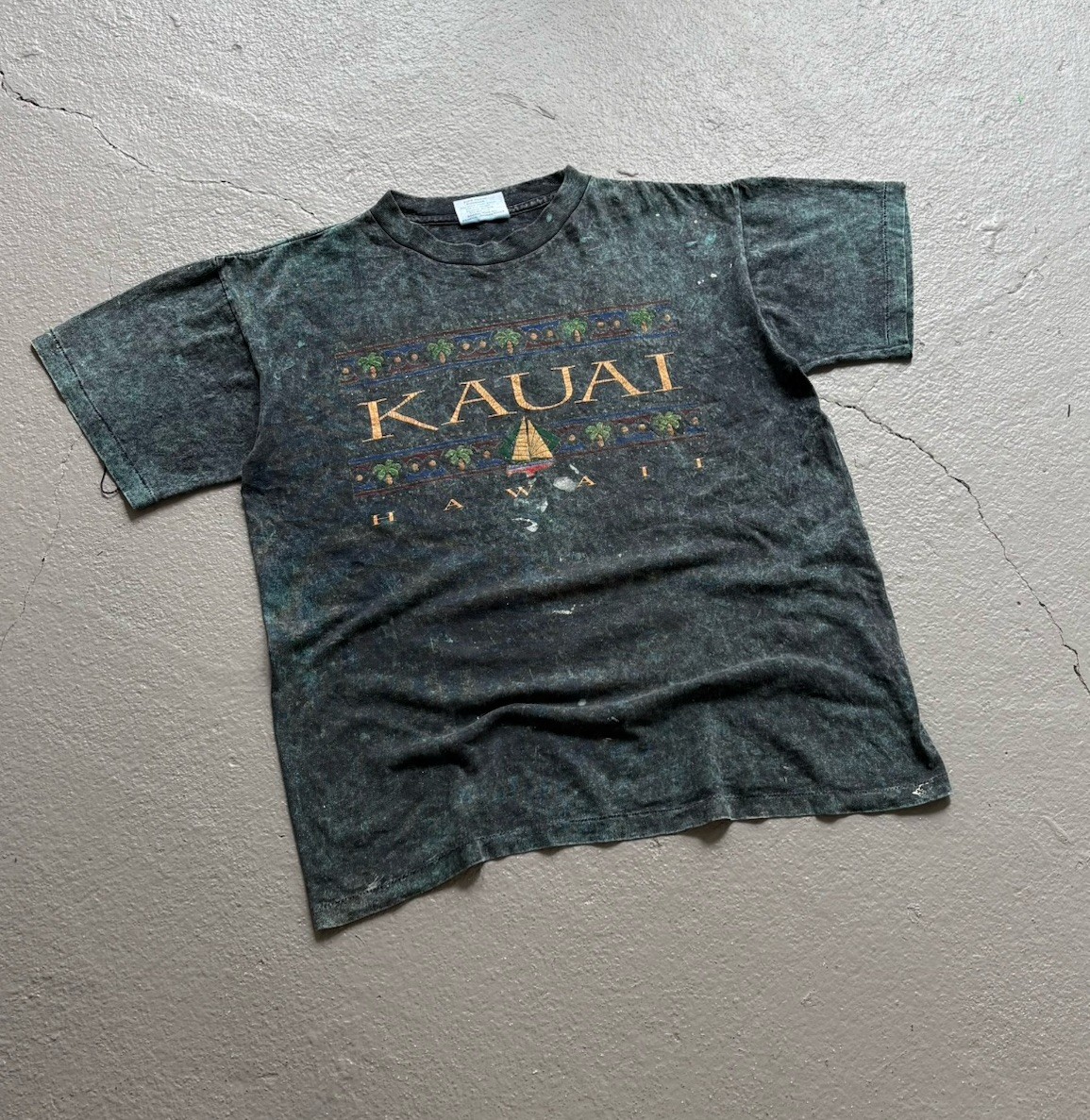 Vintage 90s Maiden West Kauai Hawaii T Shirt Medium Acid Wash Gray Single Stitch