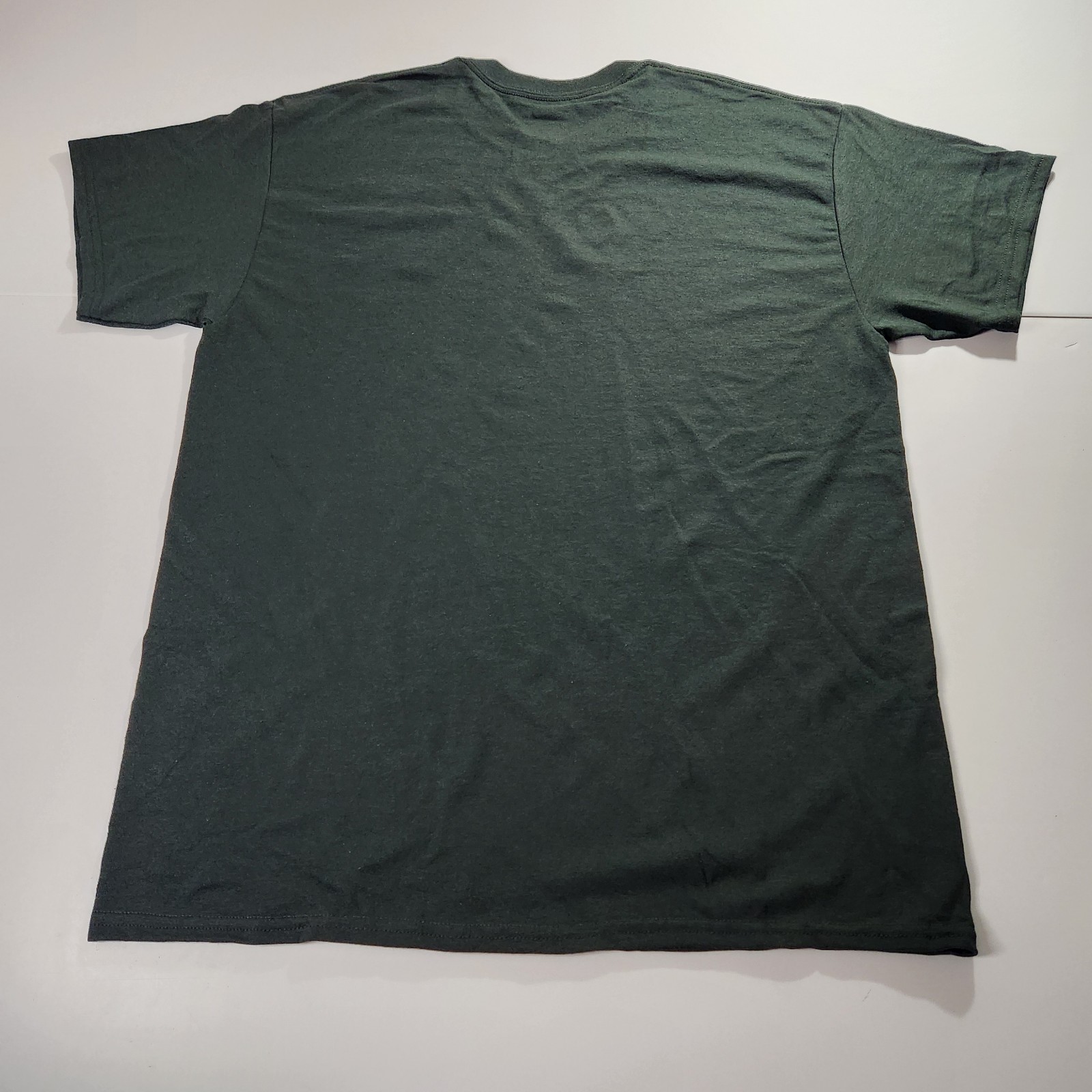 Gildan DryBlend Men’s Large Short Sleeve Crew Neck T-Shirt Dark Green 50/50 NWOT