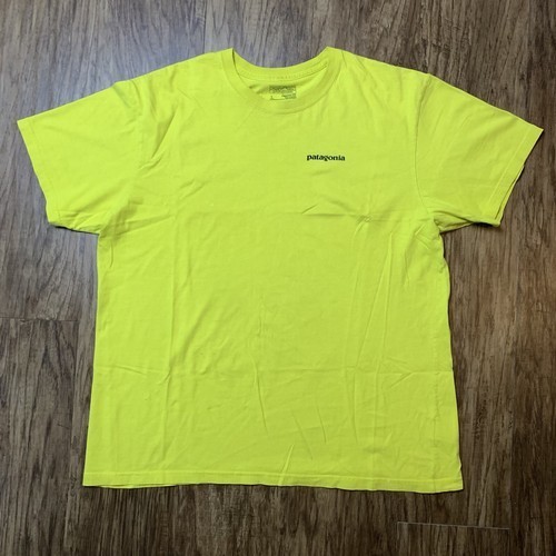 Patagonia T Shirt Size Large Regular Fit Yellow Short Sleeve Responsibilitee