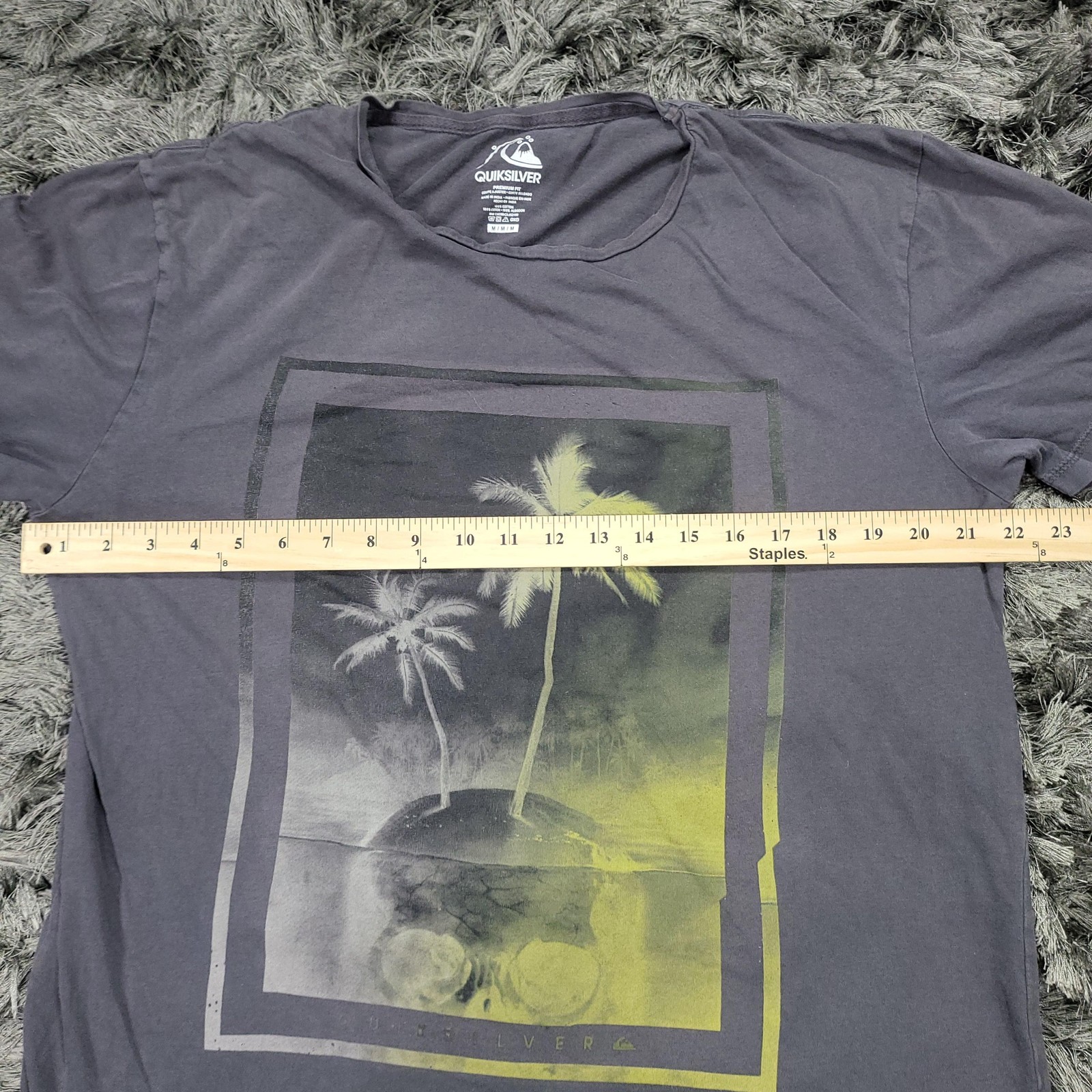 Quiksilver Shirt Mens Medium Gray Skull Island Graphic Tee Surf Tropical Tagless