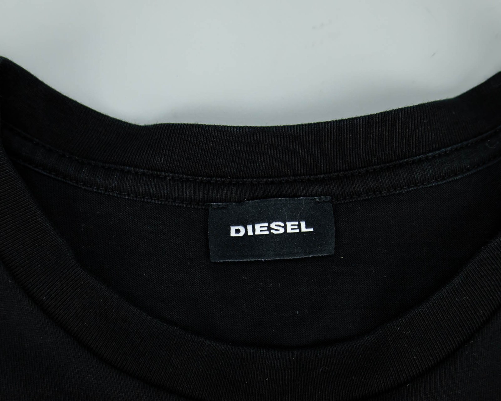 DIESEL Men BLACK SKULL SHORT SLEEVE T SHIRT Size M