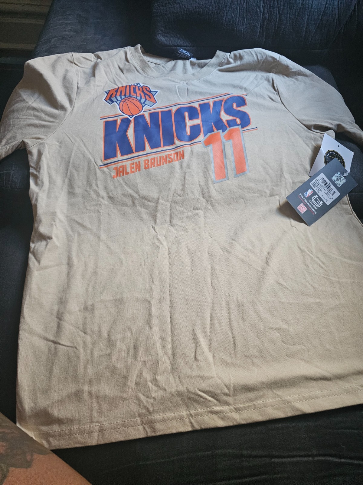 New York Knicks Basketball tshirt. Jalen Brunson size L women