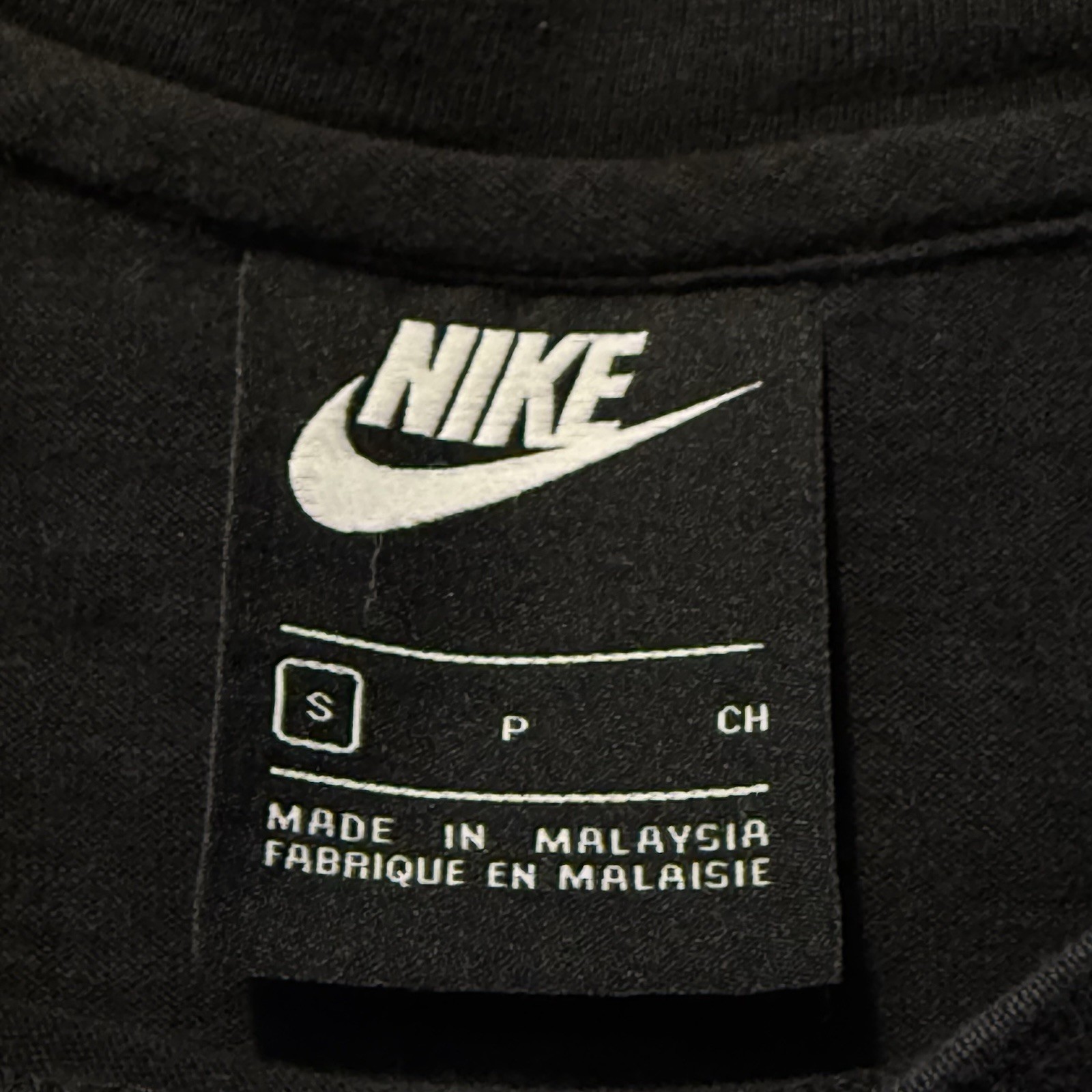Nike Sportswear WorldTour Glow In The Dark Long Sleeve T-Shirt