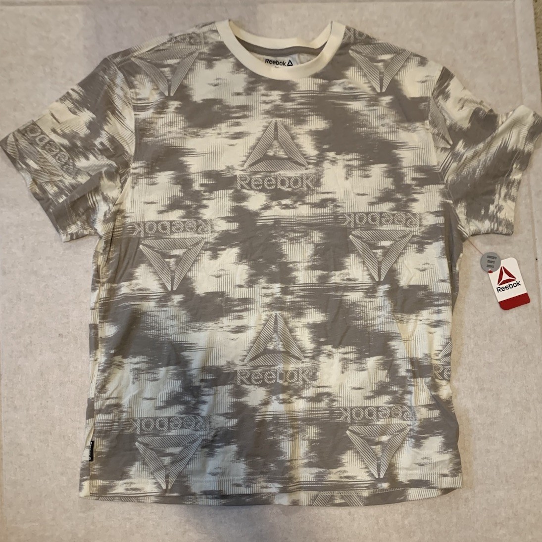 Reebok Men’s Brown & White Short Sleeve Camouflage T-Shirt Size XL NEW
