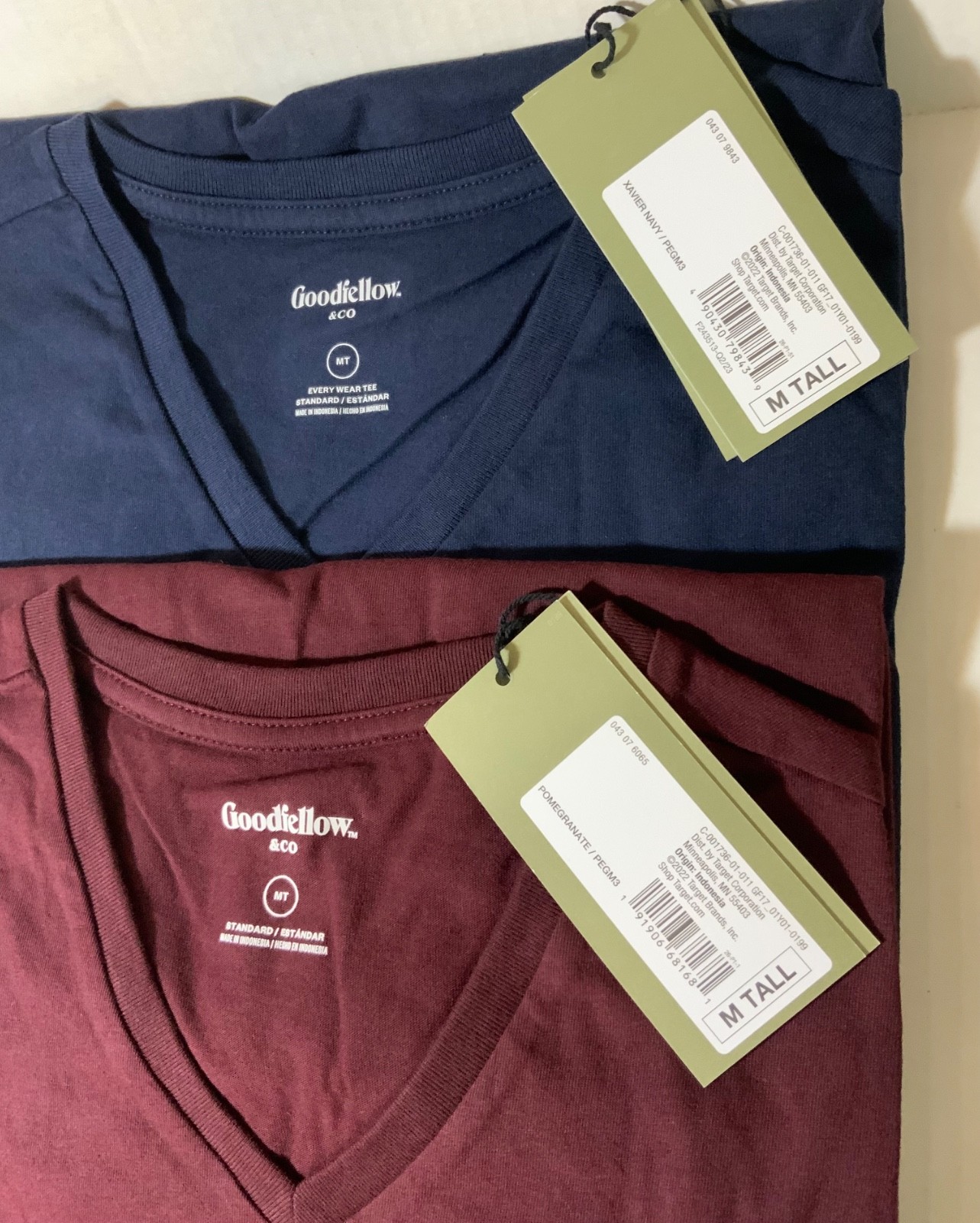 Men’s V-Neck T-shirt MEDIUM TALL short sleeve Standard Cotton/Poly color choice