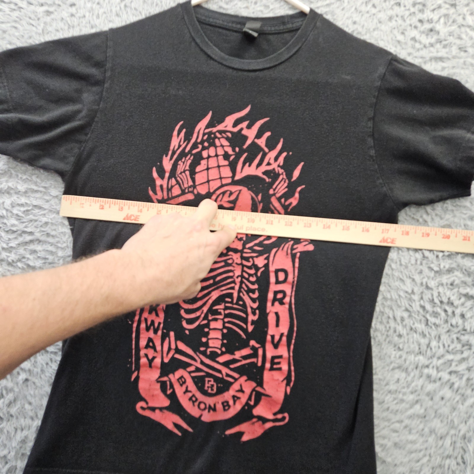 Vintage Parkway Drive T Shirt Small 2004 Tultex Byron Bay Silk Screened Print
