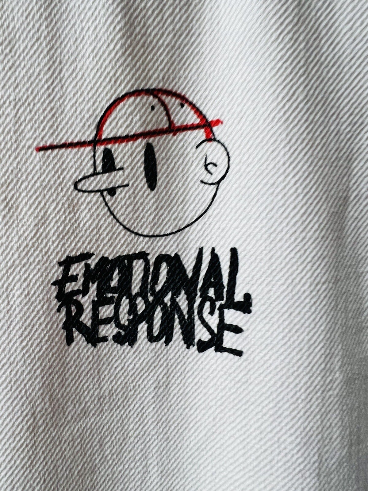 ZARA “EMOTIONAL RESPONSE” TEXTURED TEE MENS SIZE M