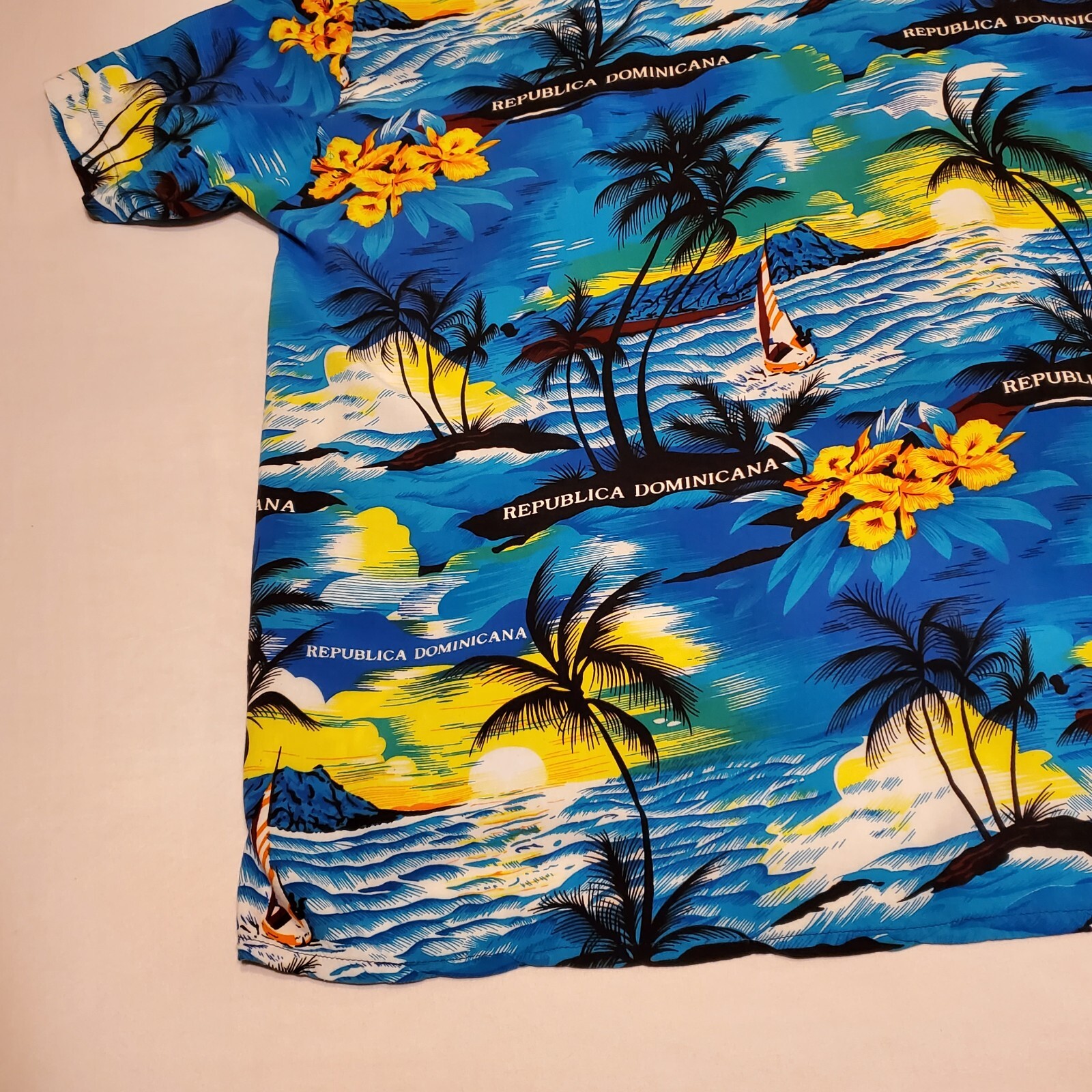 Dominican Caribbean Tropical Button Palm Tree Island Floral Shirt Yellow & Blue