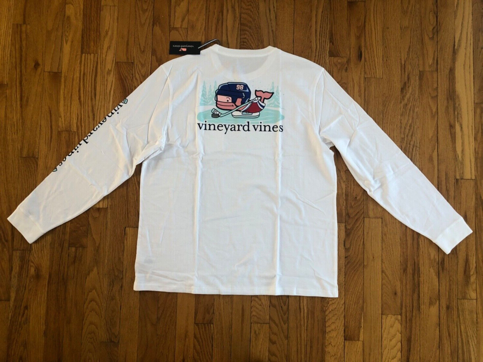 NWT Men’s Vineyard Vines Pond Hockey Whale Pocket T-Shirt Size XXL $49.50
