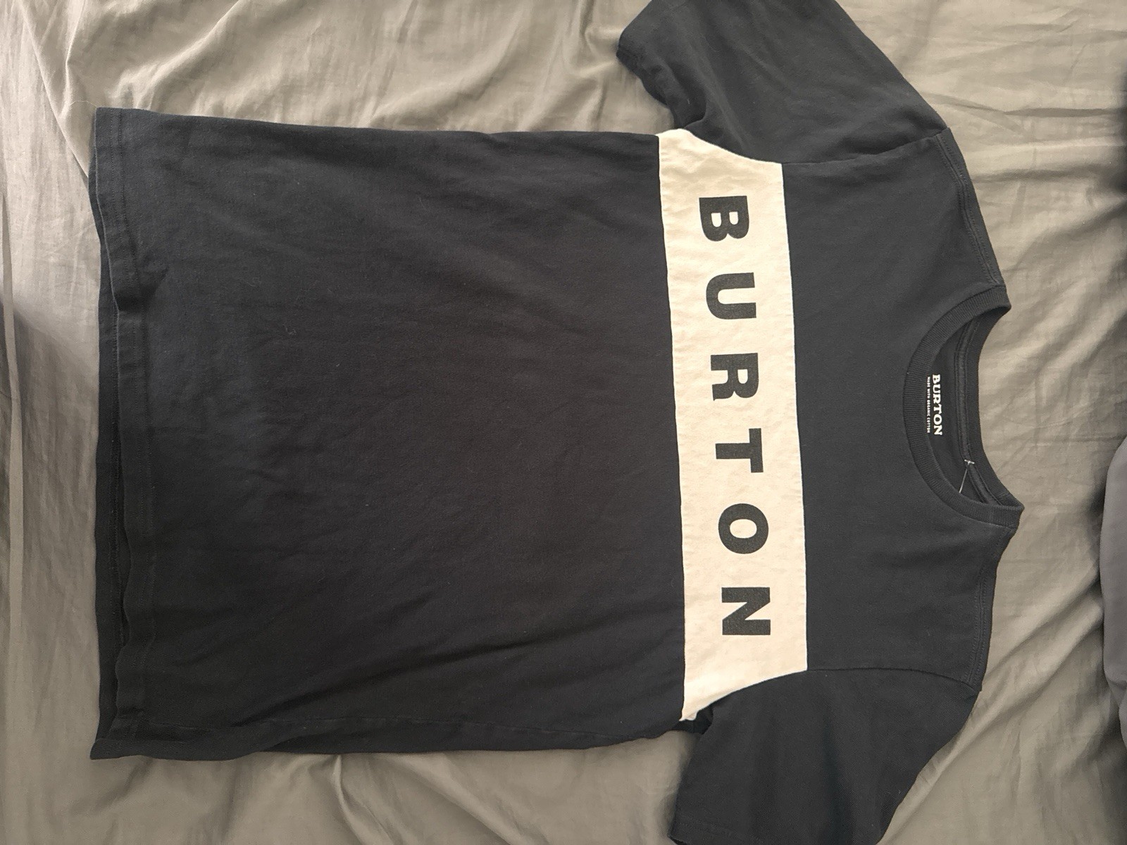 Burton Men’s Black Crew Neck Short Sleeve Graphic Logo Print T-Shirt