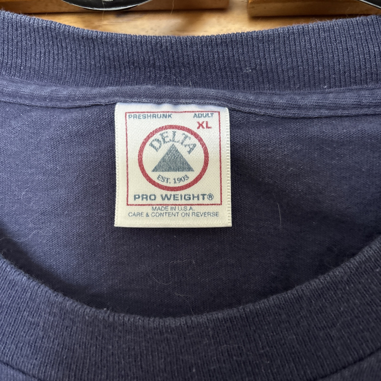 NY Yankees Mickey Mantle’s Restaurant size X Large Blue Gildan EUC