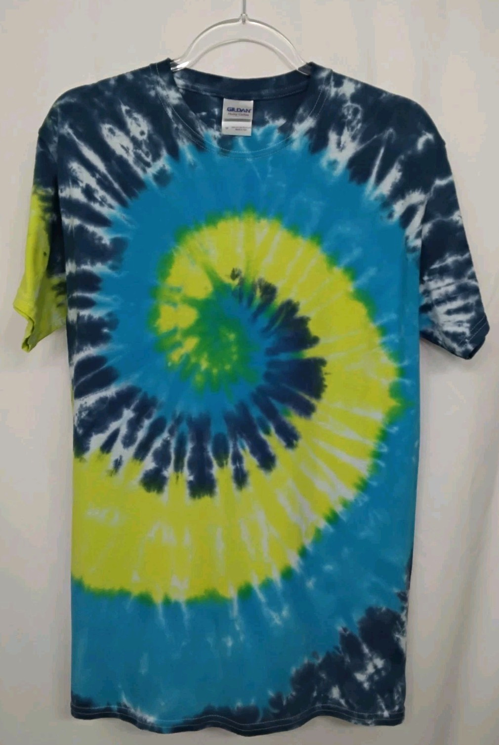 New Tie Dye Men’s Medium T-Shirt Blue Yellow Multicolor Summer Swirl Spiral