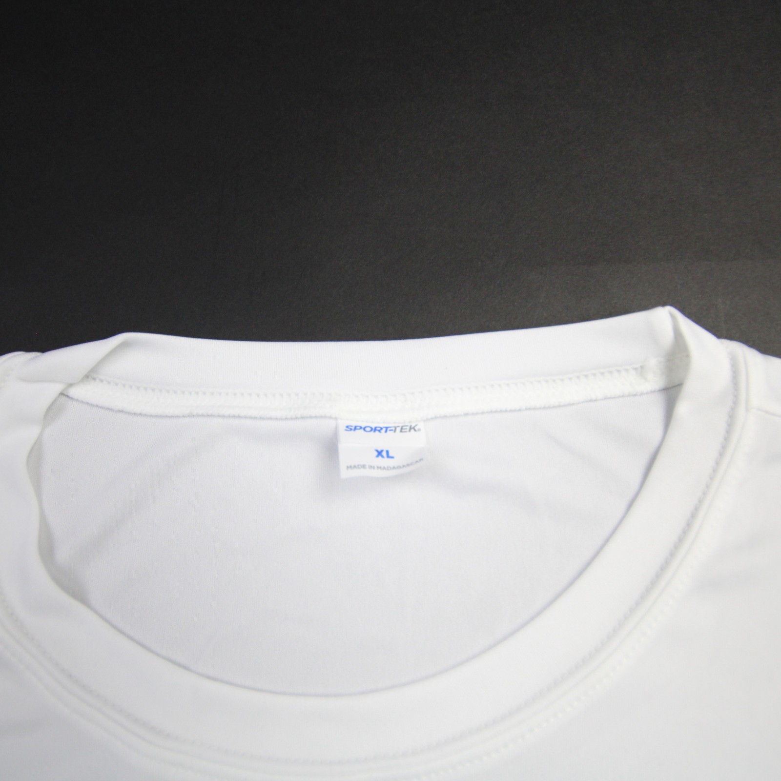 Sport-Tek Short Sleeve Shirt Men’s White Used XL