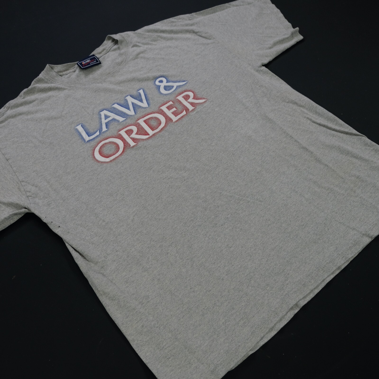 Rare VTG NBC Experience Store Law & Order 2001 T Shirt 90s 2000s TV Show Gray