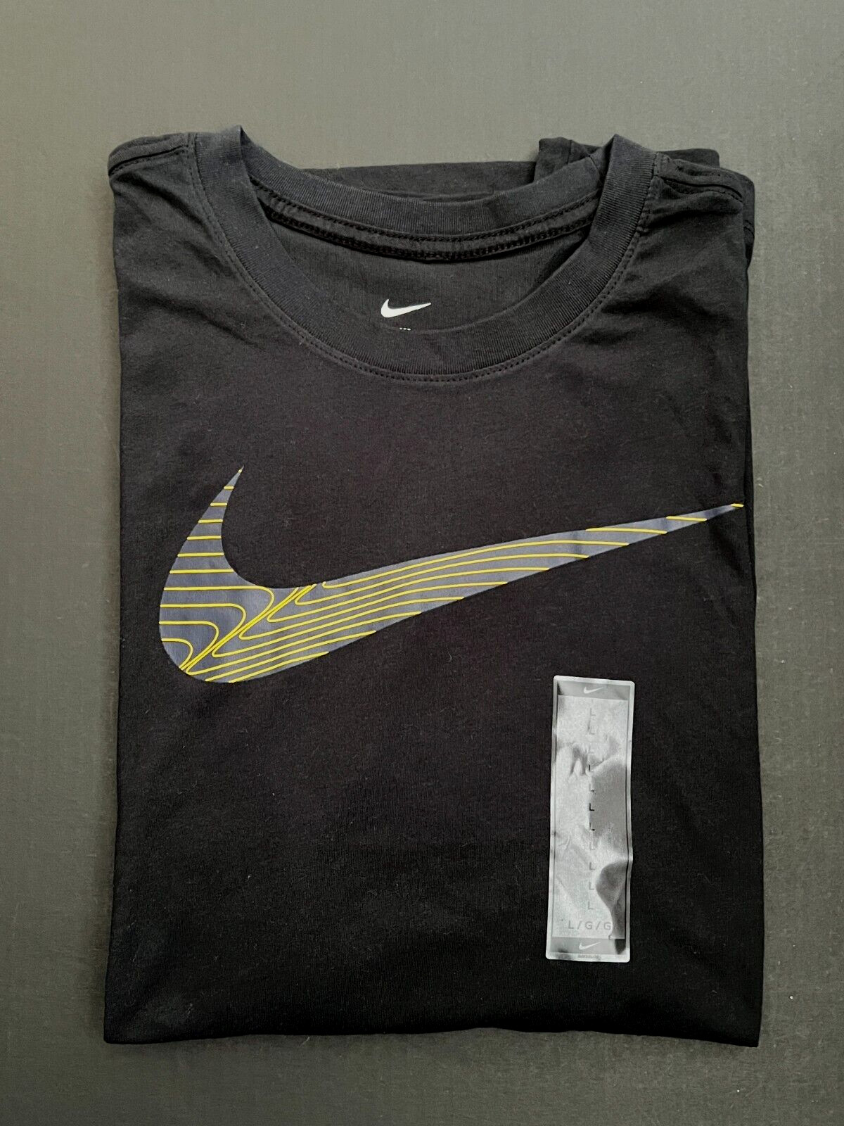 🔥 NWT Nike Dri-FIT Men’s Sz M, L, XL, 2XL Fitness Short Sleeves T-Shirt 🔥