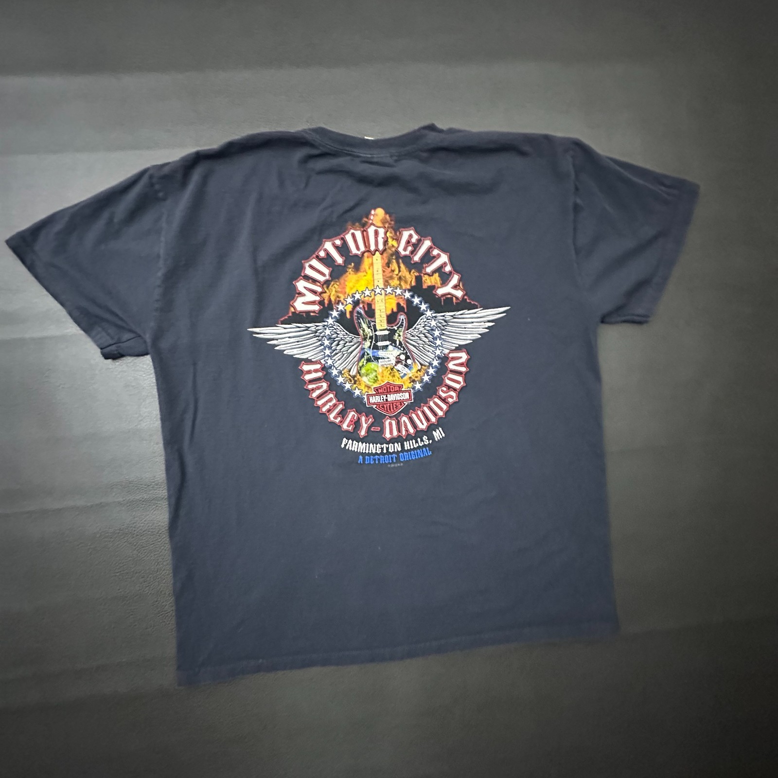 Harley Davidson T Shirt Mens XL Black Motor City Guitar Y2k Biker Fade Flames