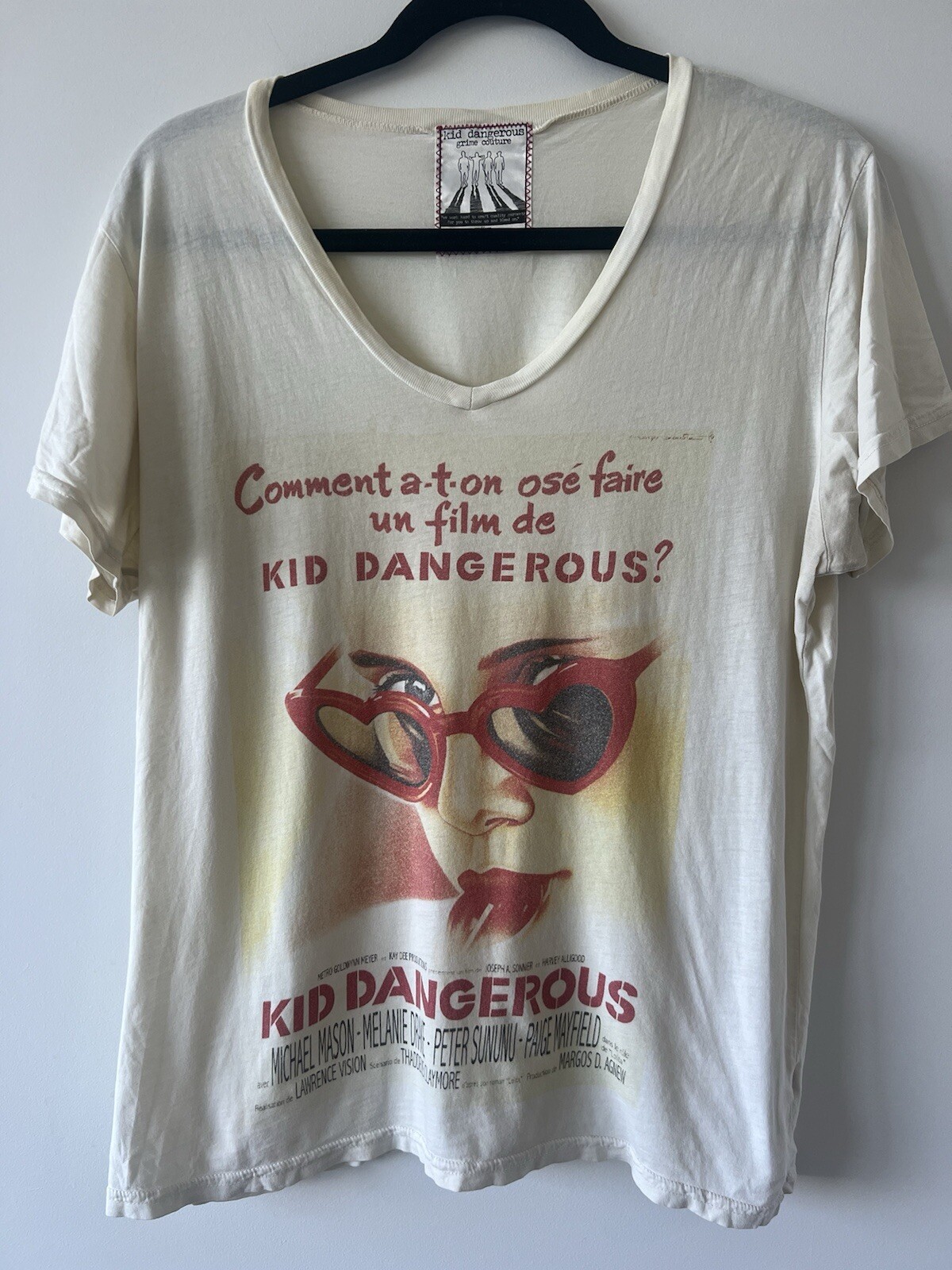 VINTAGE 2000s Kid Dangerous Lolita Cinema Bill Grime Couture Boxy V-Neck T-Shirt