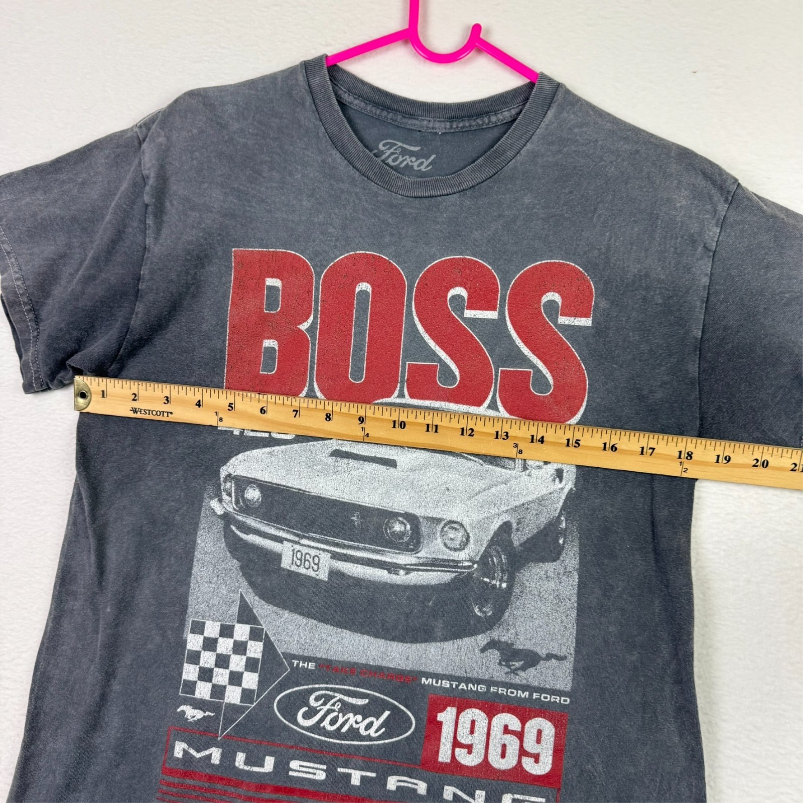 Ford Mustang Boss T Shirt Mens Medium Cotton Short Sleeve 1969