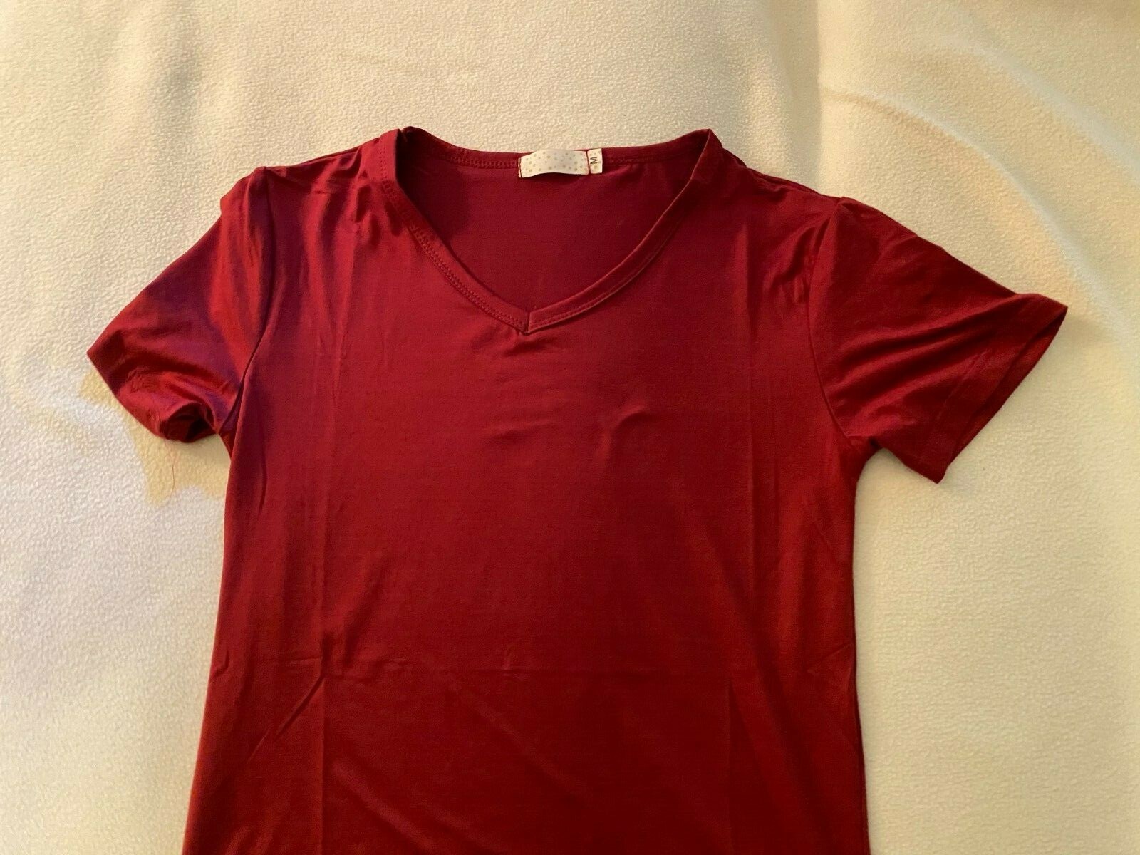 Men’s V-Neck T-Shirt Medium Slim Fit NWOT , stretchy, dark red