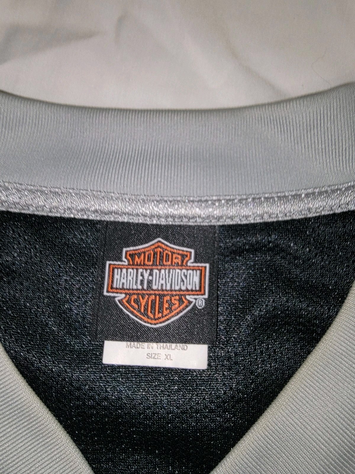 Harley-Davidson Men’s Black V-Neck Skull Jersey T-Shirt Embroidered Logo XL
