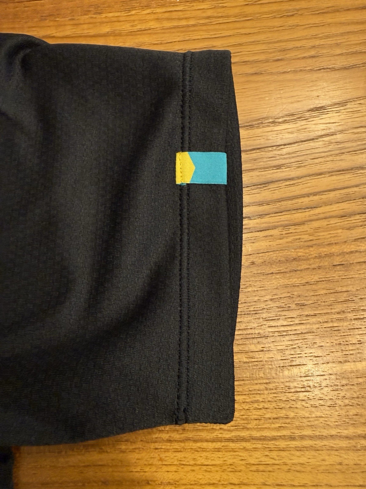 YETI Cycles Ride Driven Cycling Jersey Shirt Size Medium Black MTB Tee