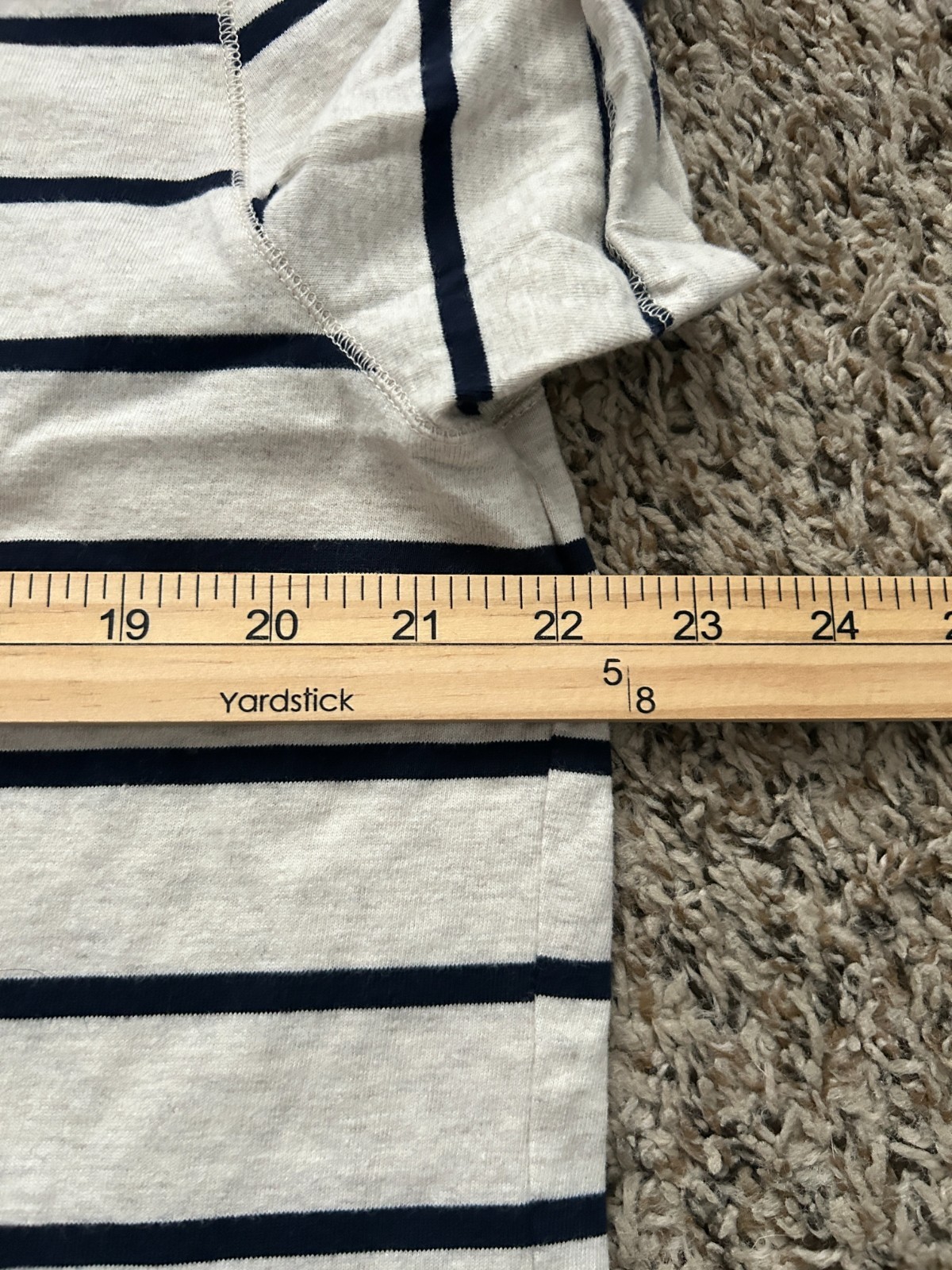 Banana Republic Authentic Tee T Shirt Mens Large Striped 100% Supima Cotton