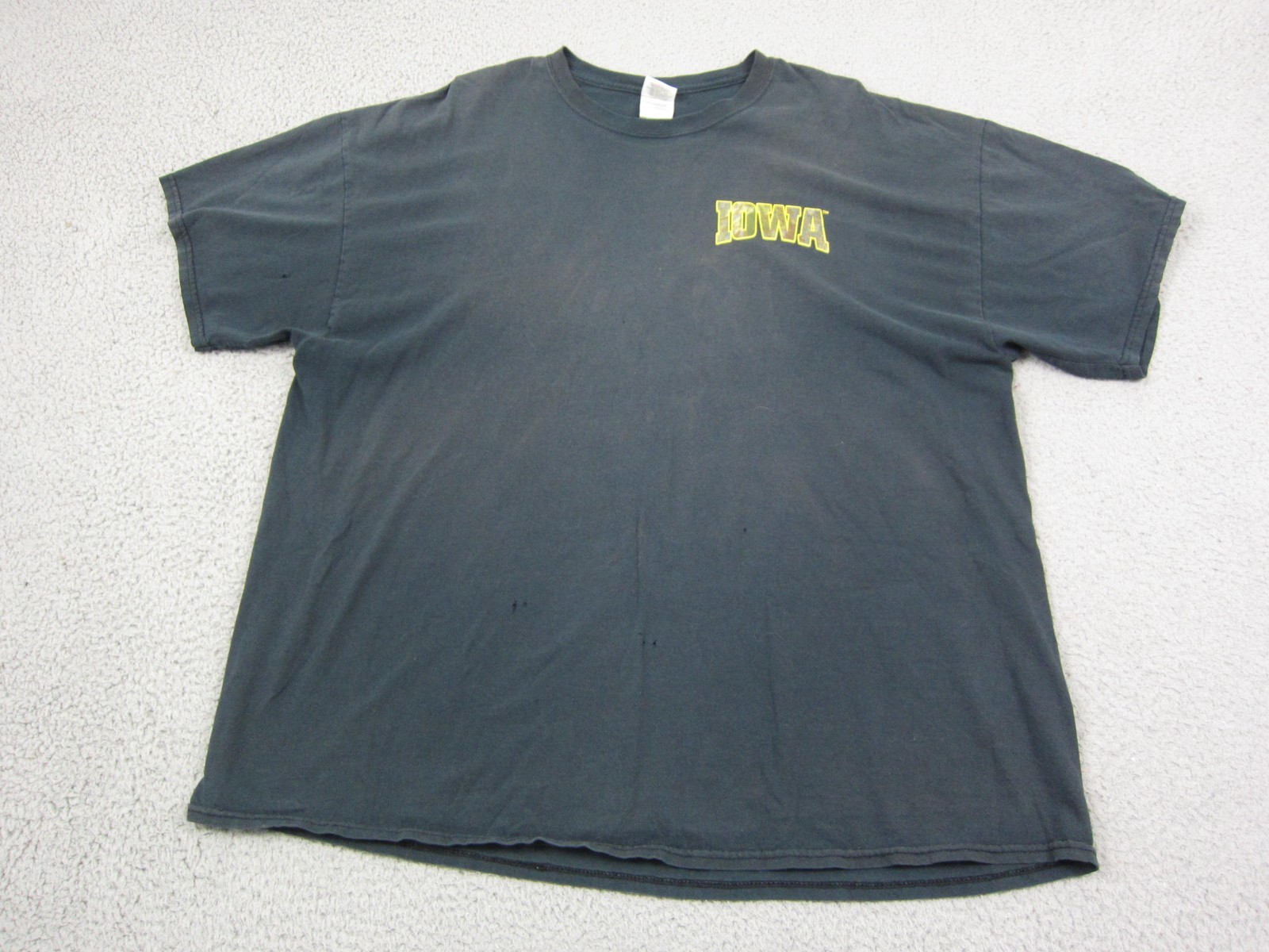 Vintage Iowa Sportsman Shirt 2XL XXL Black Deer Hunting Graphic Outdoors Classic