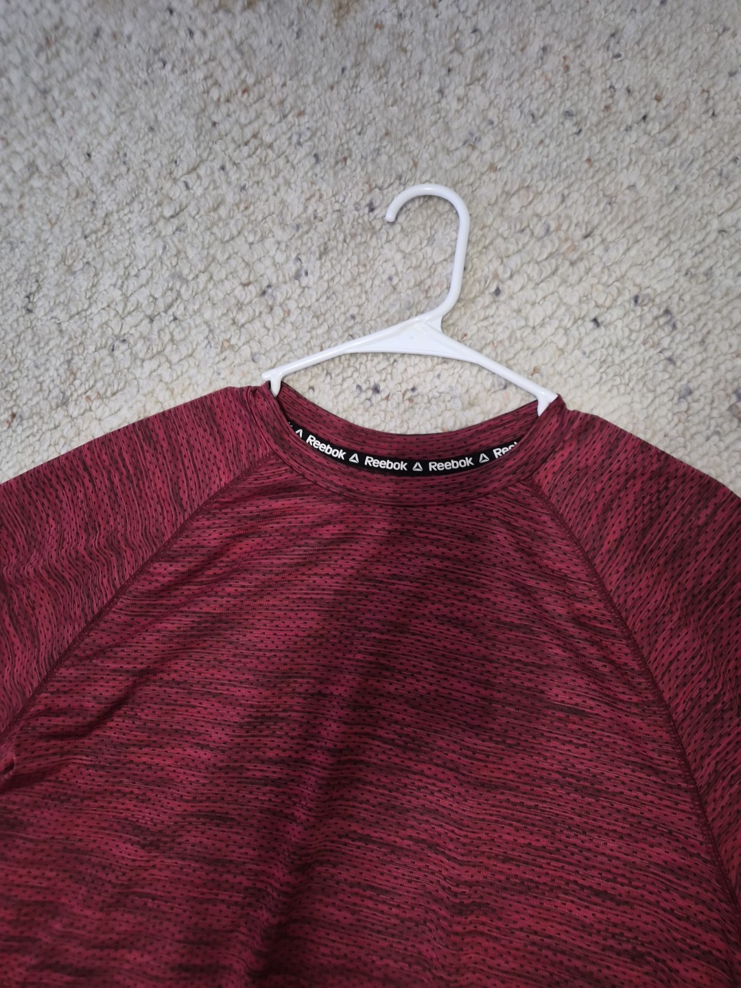 Men’s Lot Of 4 T – Shirts Size Large