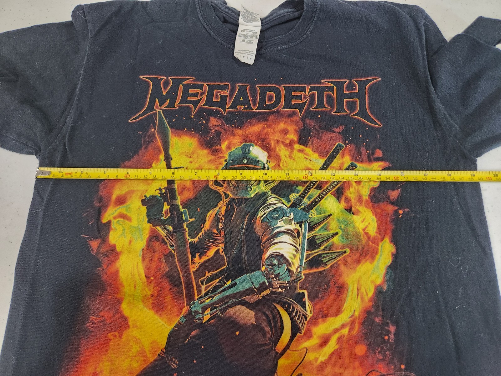 Megadeth Dystopia World Tour 2017 Graphic Tee Adult Size M Concert T-Shirt Used