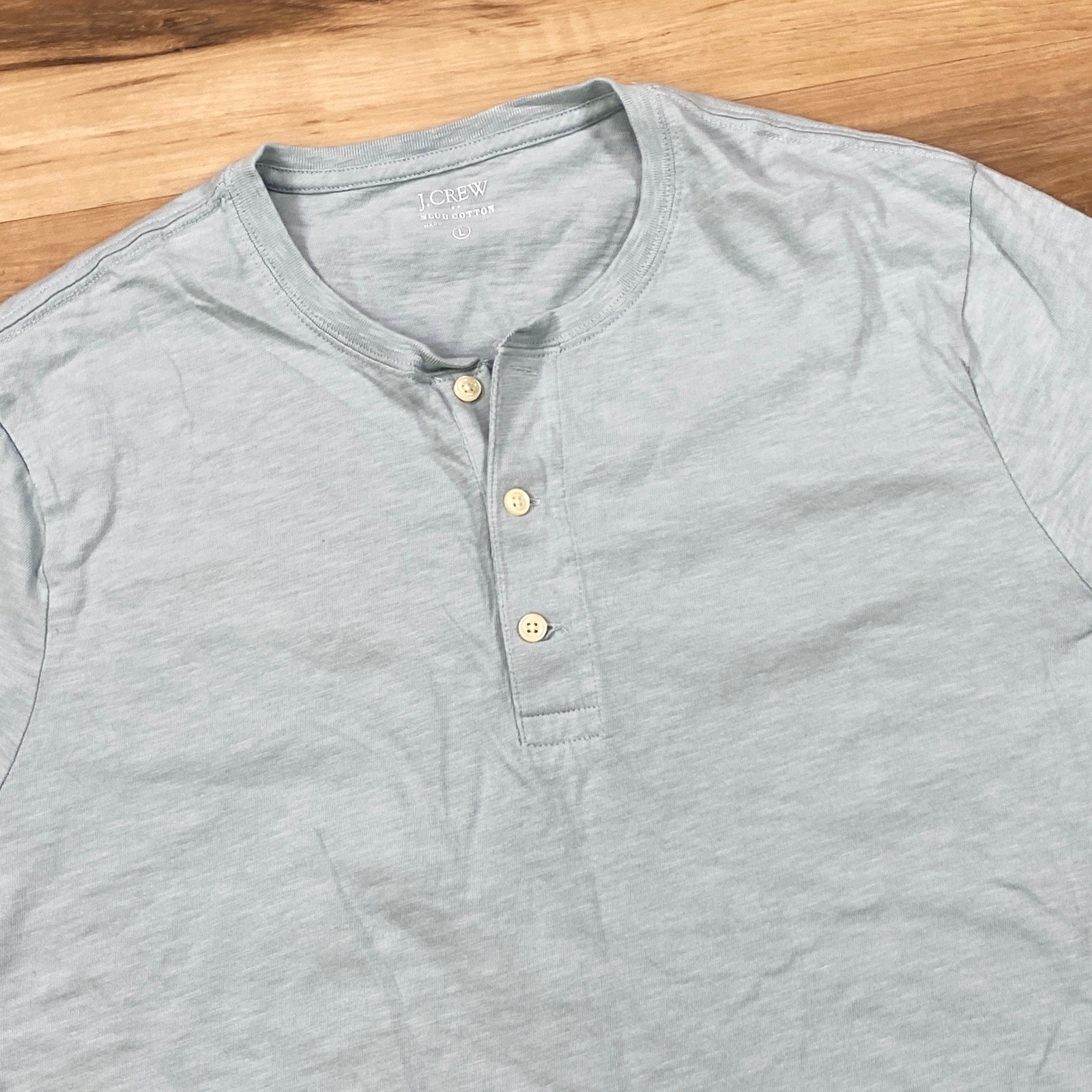 J.Crew Henley Mens Large Minimalist Slub Cotton Short Sleeve Light Blue Classic