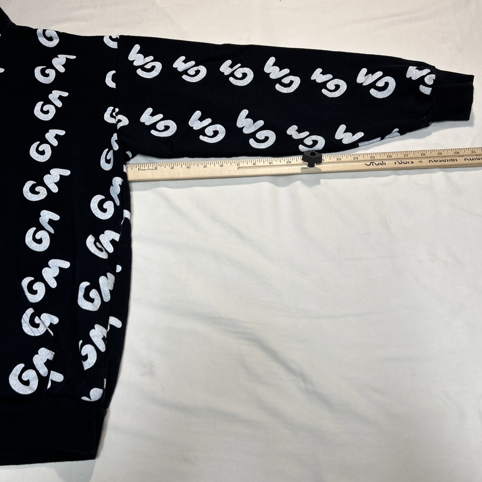 Alien Frens Long-Sleeve & Hoodies XXL Lot Of 4 Gray Black Tan