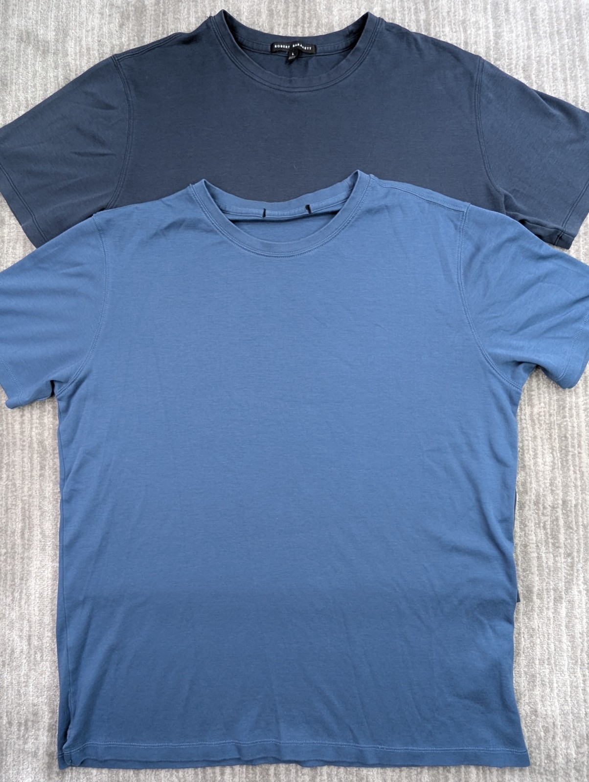 Lot of 2 Robert Barakett Men’s 100% Pima Cotton Short Sleeve T Shirts Size M
