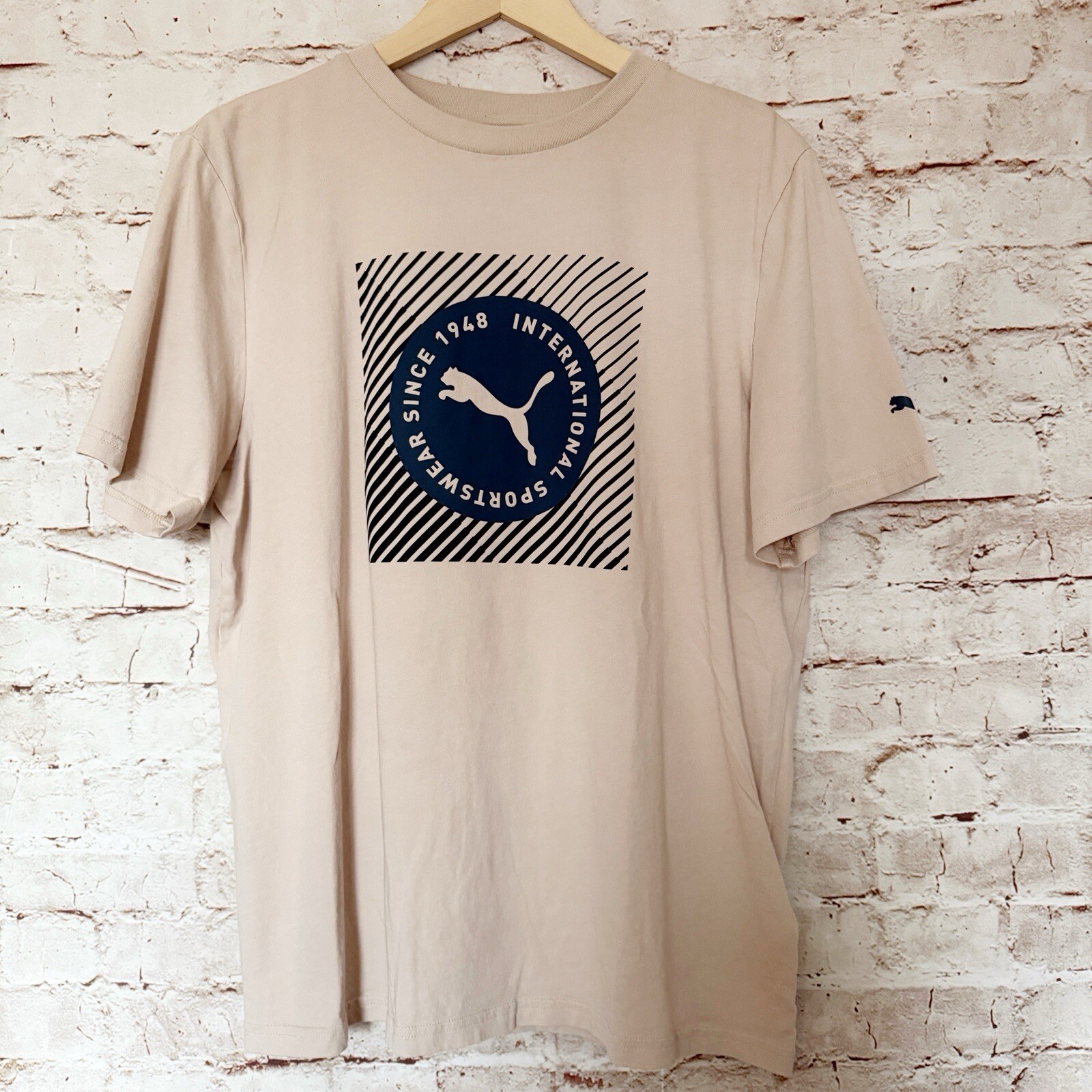 Puma Mens Fade Out Graphic T Shirt Size L Beige Black Navy