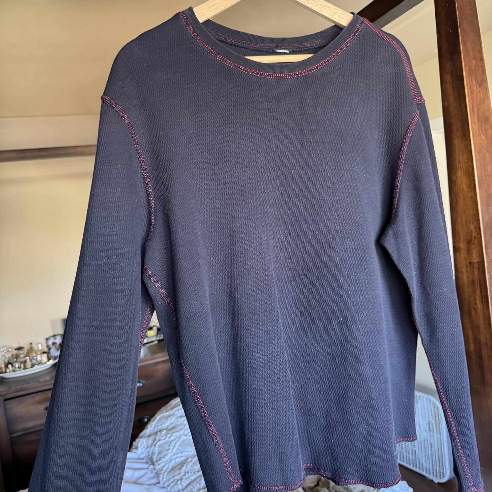 Vintage Y2K Boxy Cropped Black Red Long Sleeve Thermal Shirt