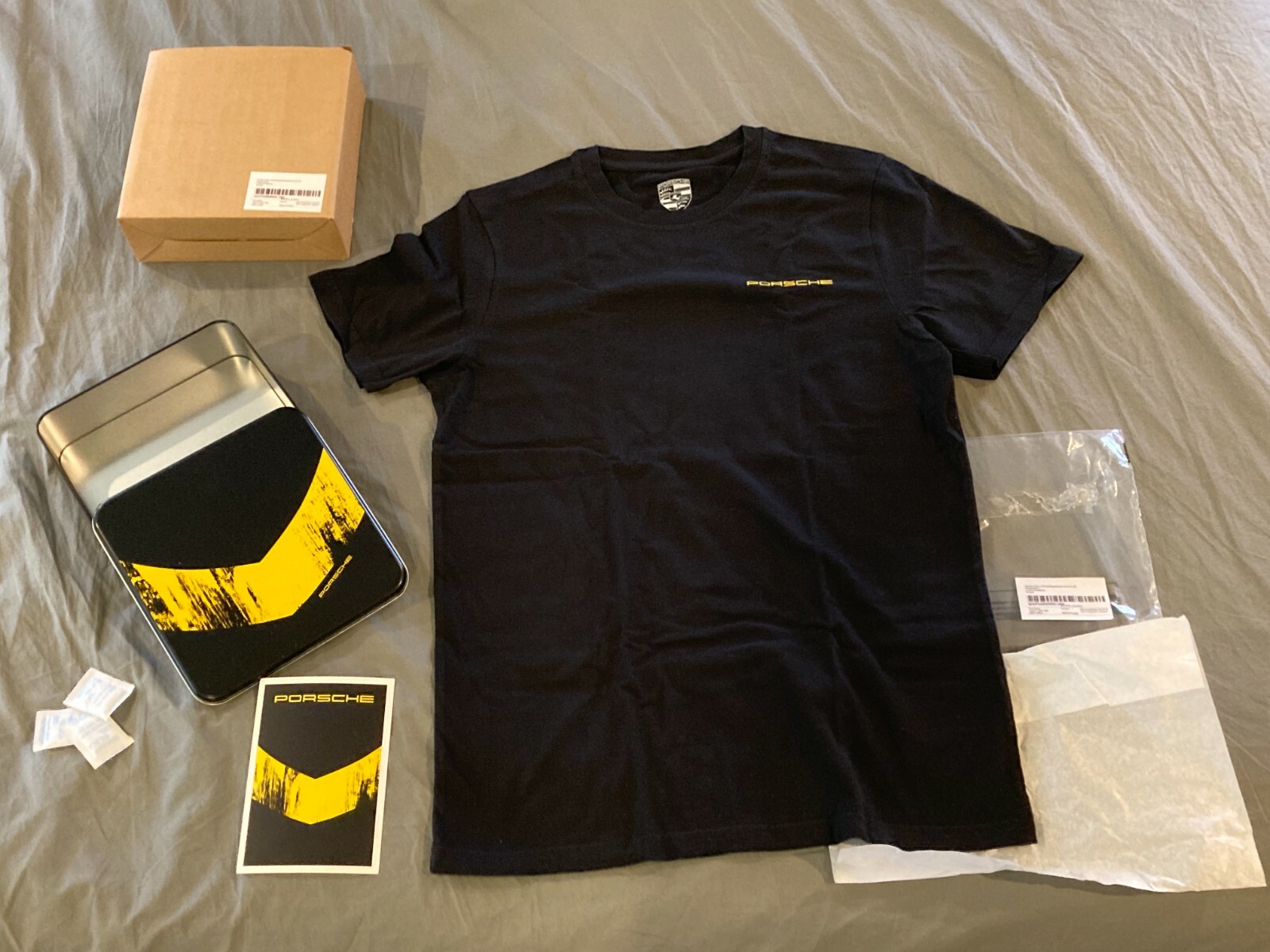PORSCHE SELECTION’S GT4 CLUBSPORT T-SHIRT W/COLLECTORS TIN NO. 15. ALL SIZES!!