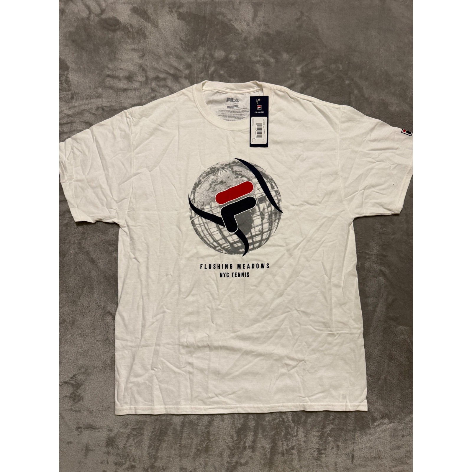 Fila T-Shirt Mens Large White NYC Tennis Flushing Meadows Globe Graphic Tee