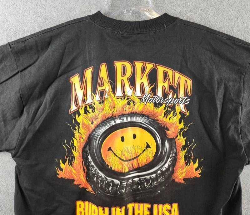 Market Studios Smiley Burnt Rubber Graphic Tee Men’s XL Pirate Black Pullover