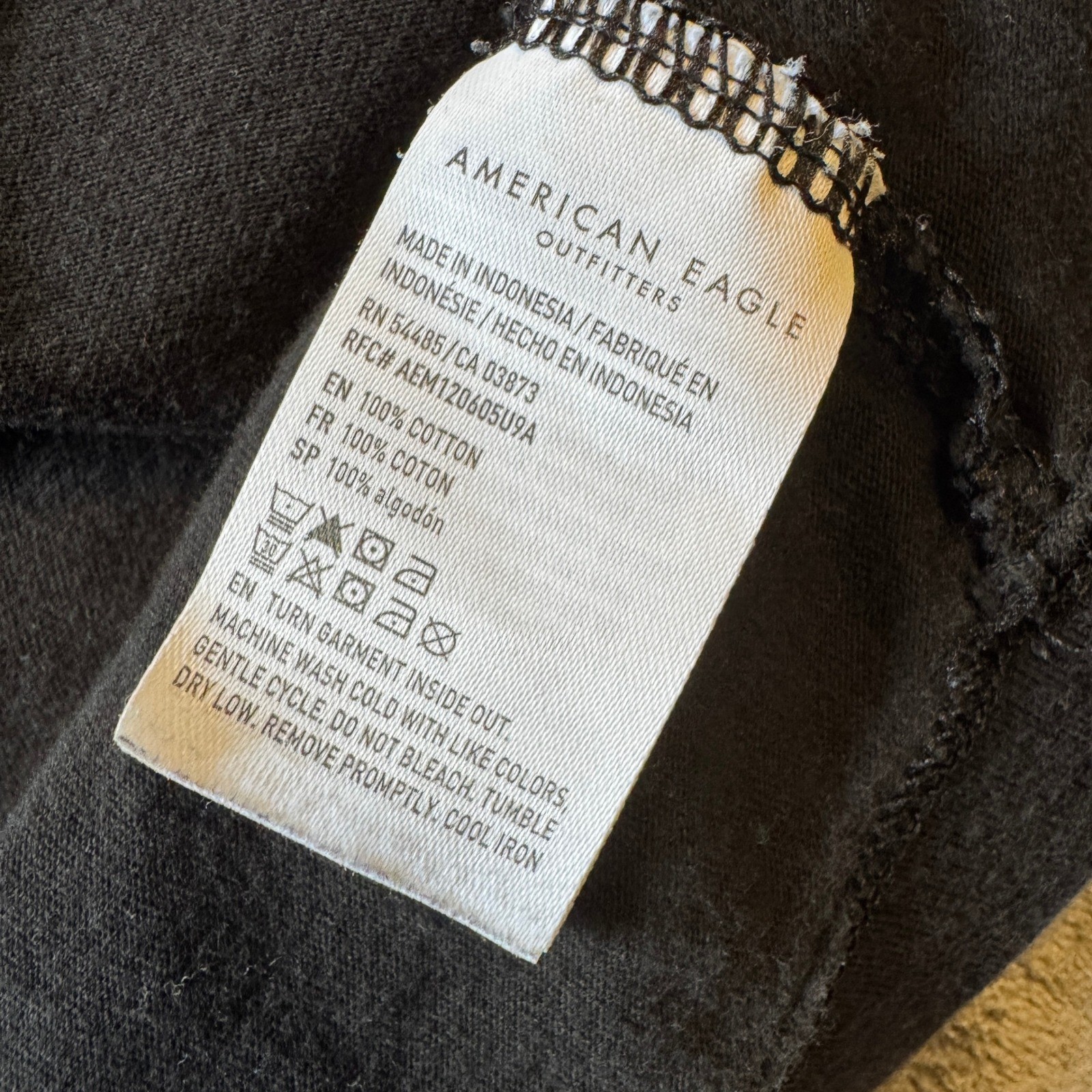 American Eagle Mens Large Ringer T-Shirt Black Grey Striped Trim Embroidered
