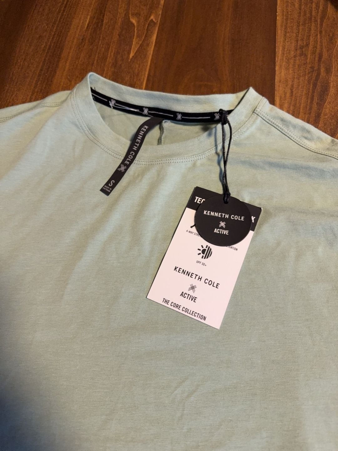 Kenneth Cole Active The Core Collection T-Shirt Size S