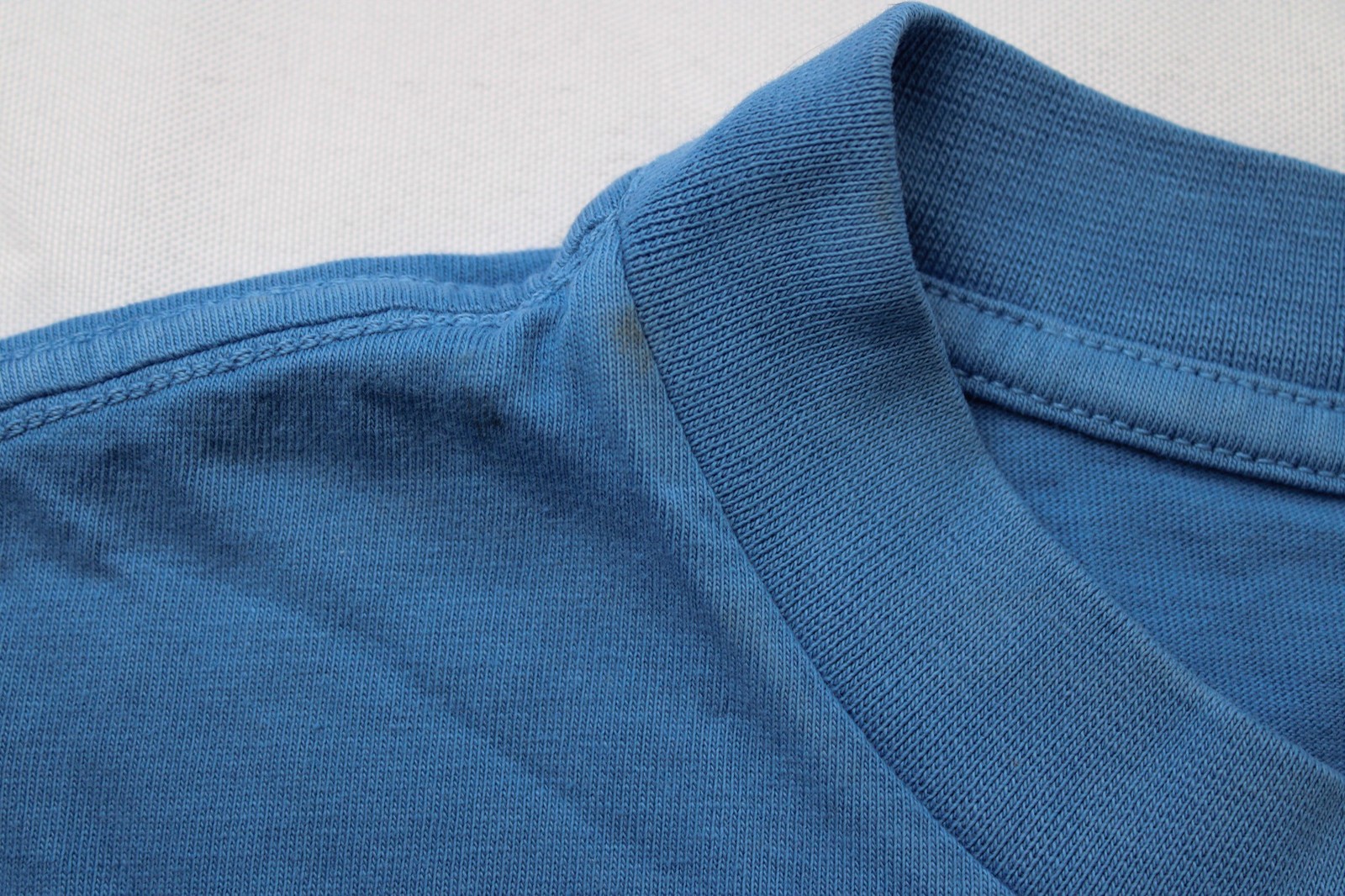 American Eagle Unisex Adult’s Boxy Fit Peanuts Keep On Hikin’ Tee WR4 Blue US:XS
