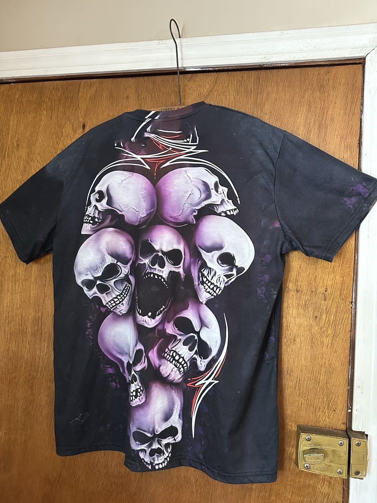 Skulls Shirt Black Purple Grunge Goth Graphic Horror Tee Shirt XL Men’s Woman’s