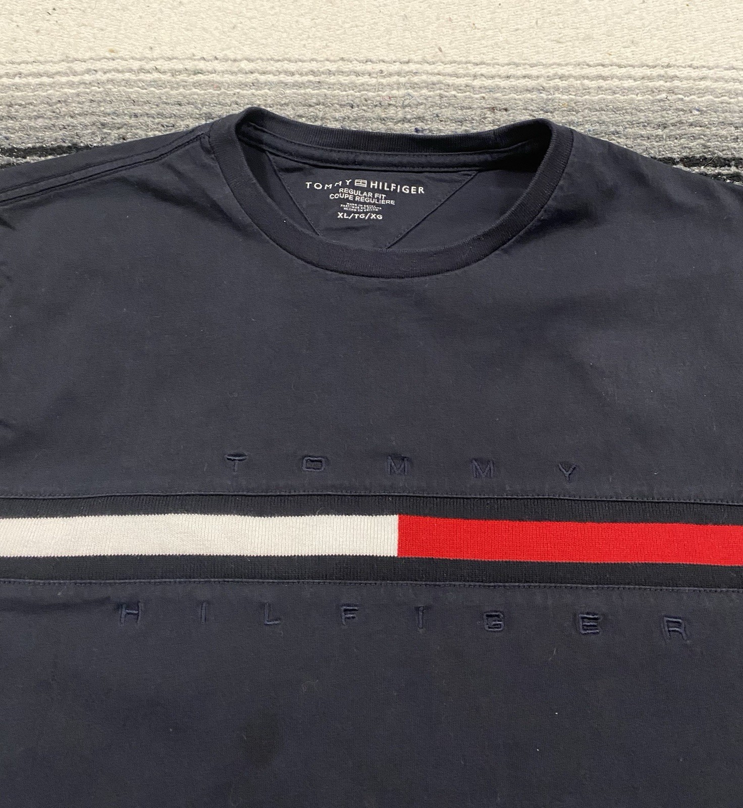Tommy Hilfiger Y2K Style Tino T Shirt Mens XL Black Embroidered Logo Tee