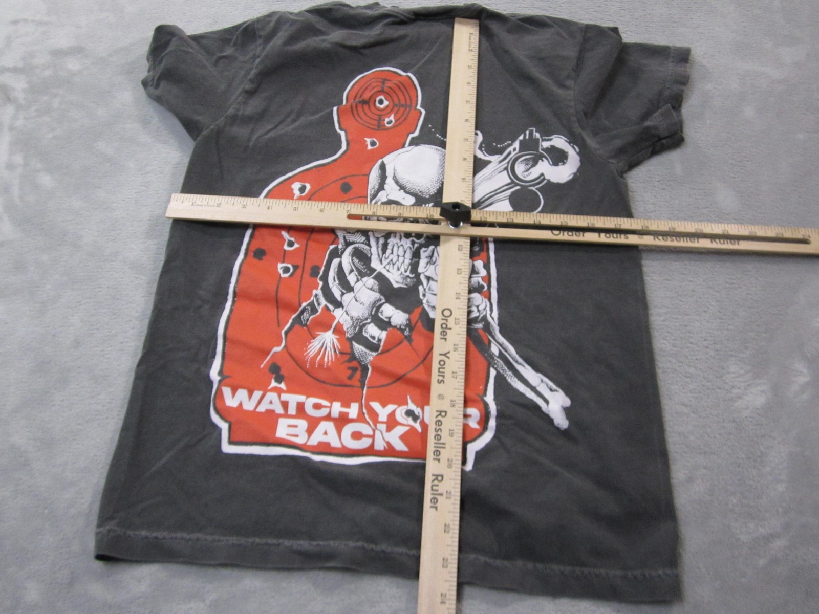 Comfort Colors Shirt Mens Small Gray Watch Your Back Skull Graphic Tee Horror