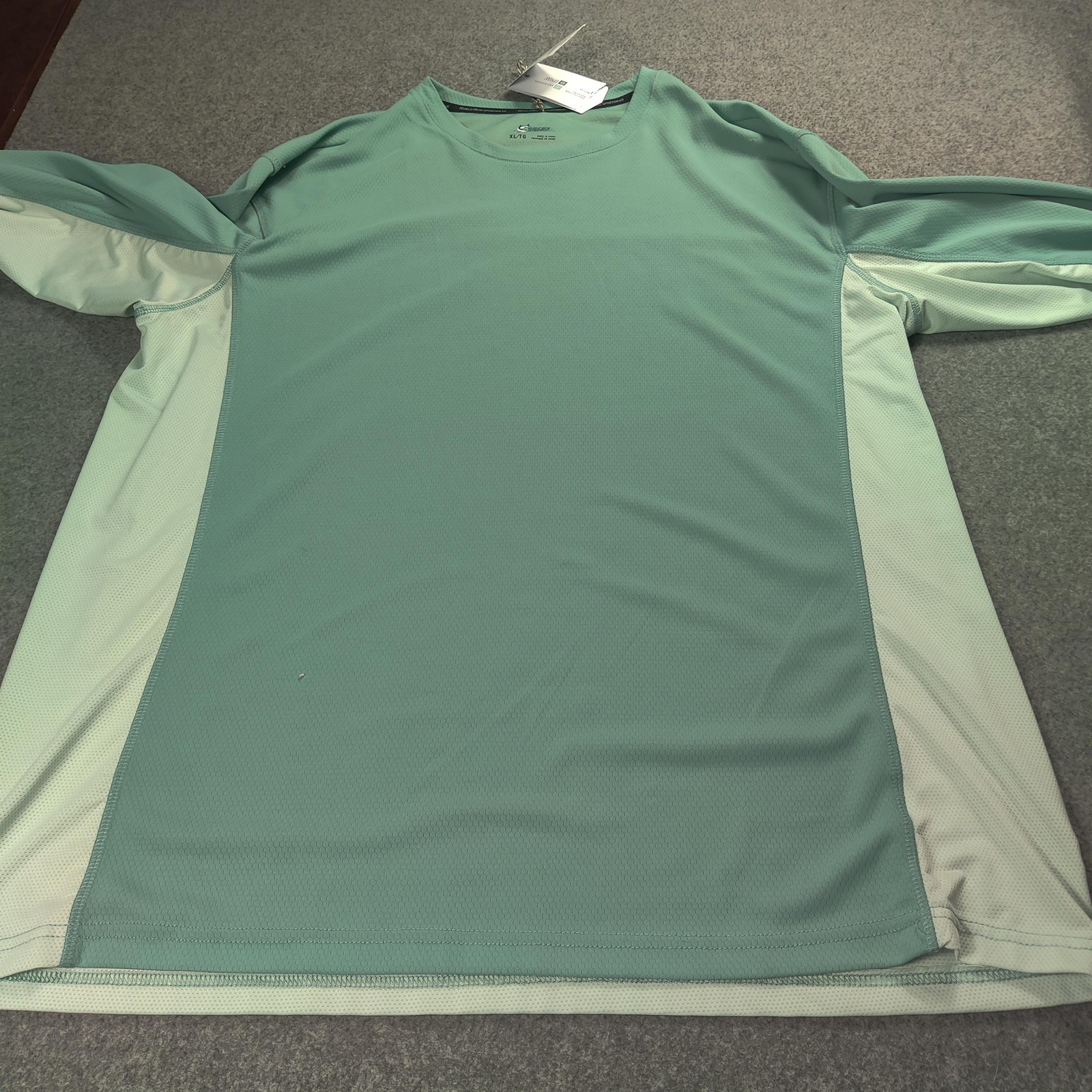 Cabelas World Wide Sportsman Shirt Mens XL Green Long Sleeve Moisture Wicking UV
