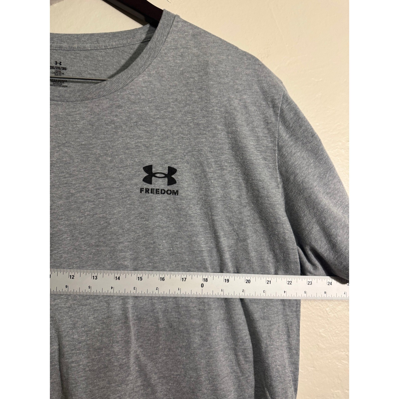 Under Armour Freedom Flag T-Shirt Mens 2XL Gray Heathered Short Sleeve Loose Fit