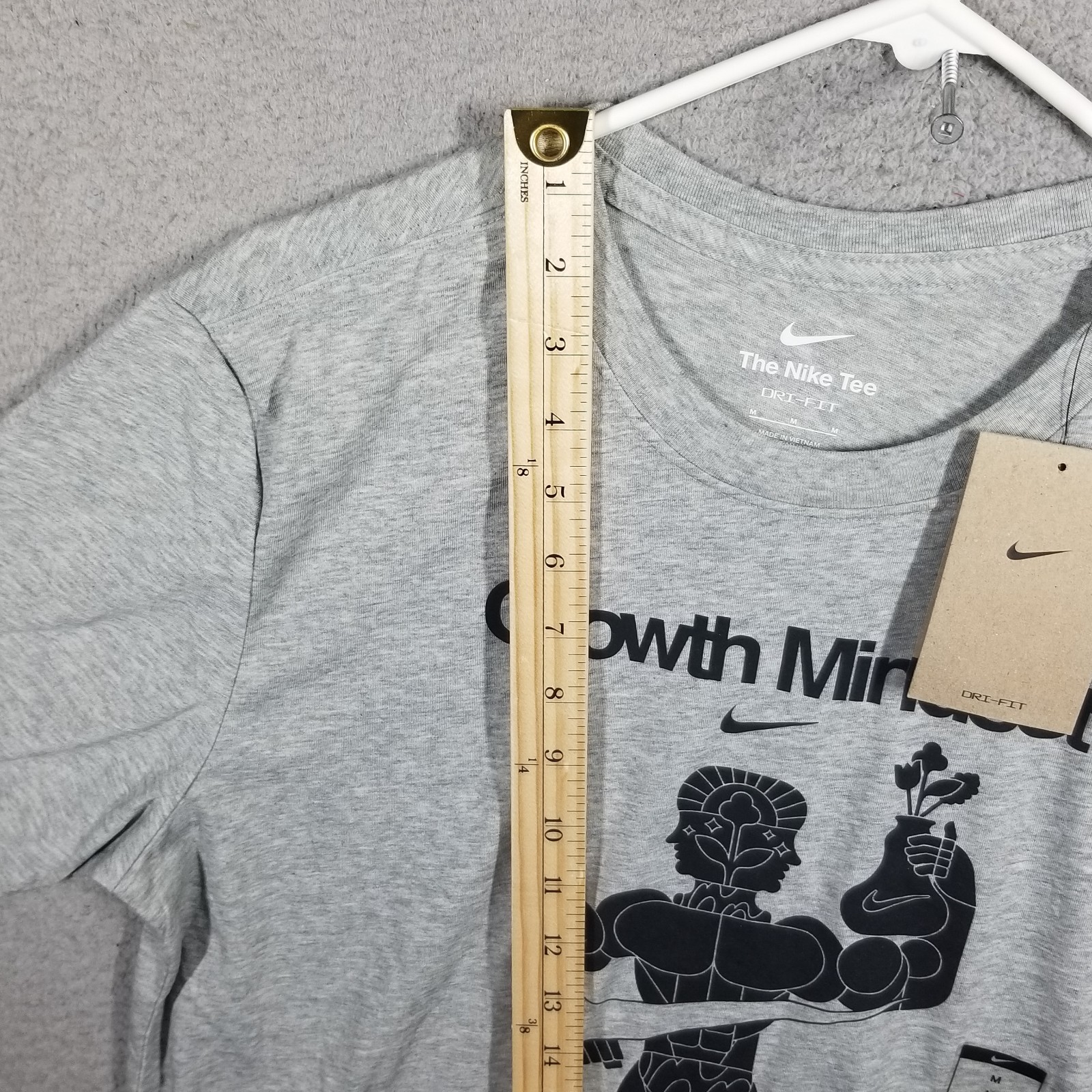 Nike Dri-Fit Graphic Training T-Shirt “Growth Mindset” Grey Mens M (DM6273-083)