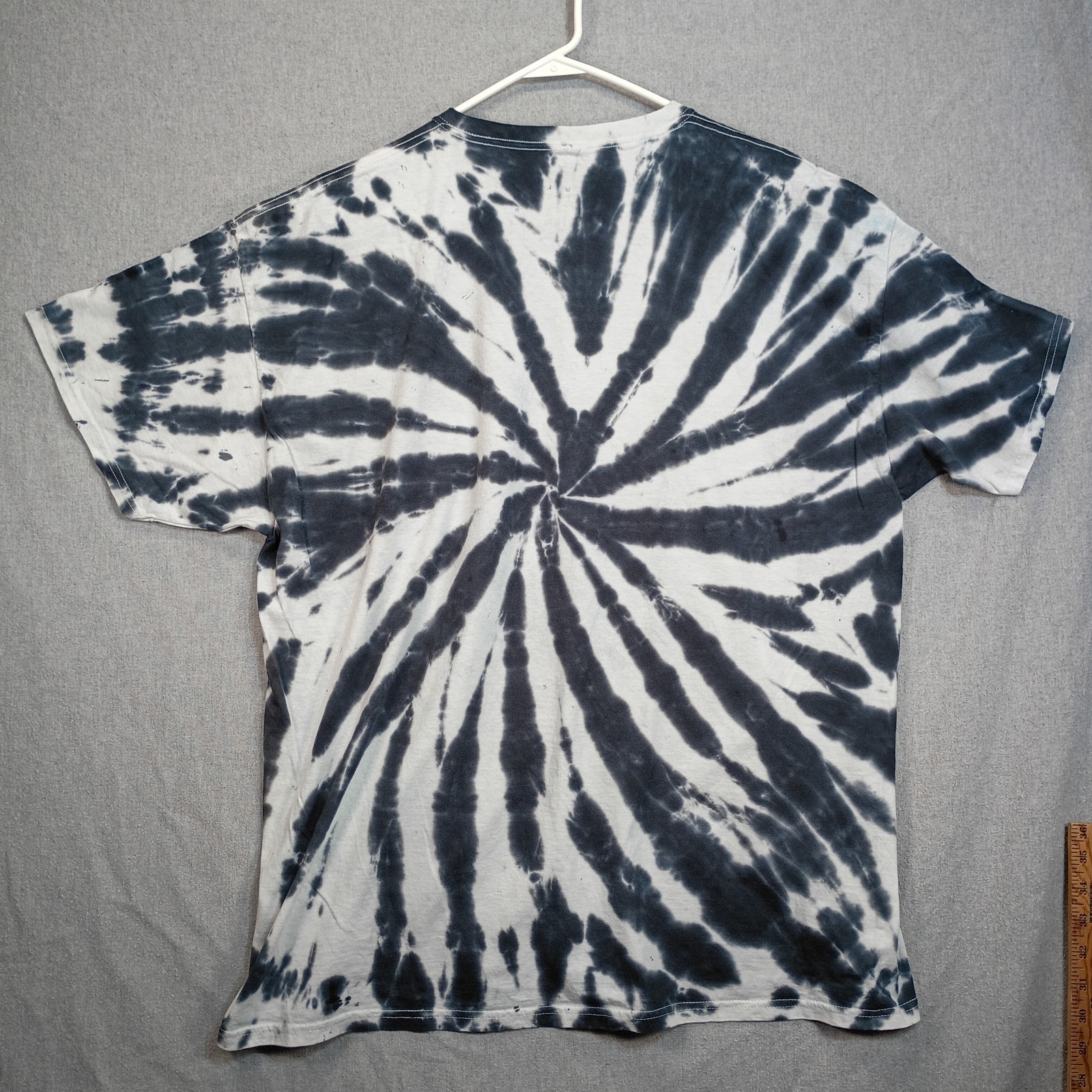 Wonderlands Wizard Graphic Tee Mens XL Tie Dye Fantasy Spell Anime Style Shirt